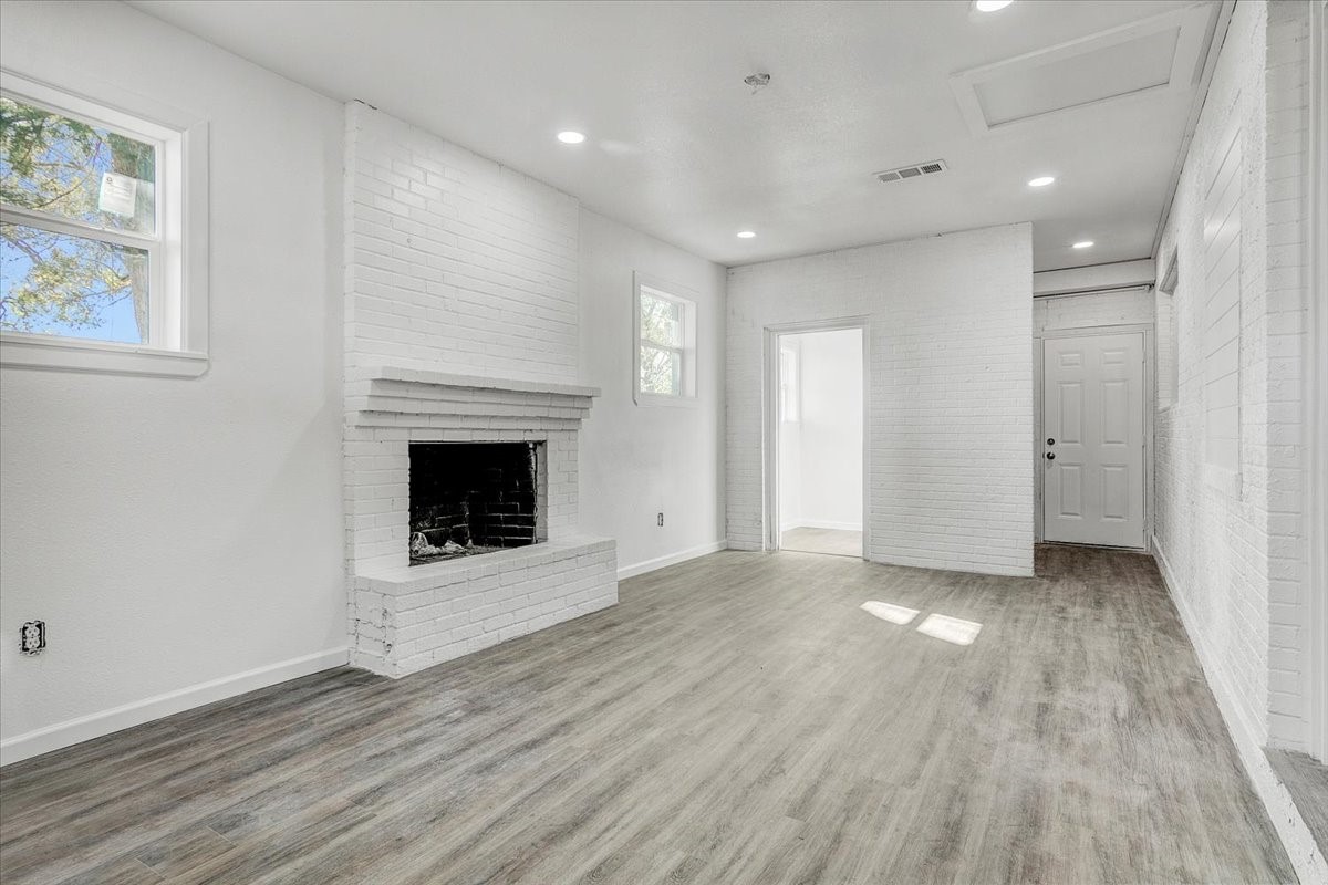 16458 Highway 62 S Property Photo 7