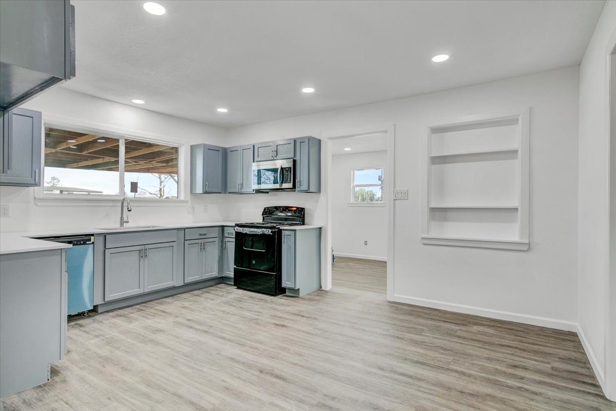 16458 Highway 62 S Property Photo 12