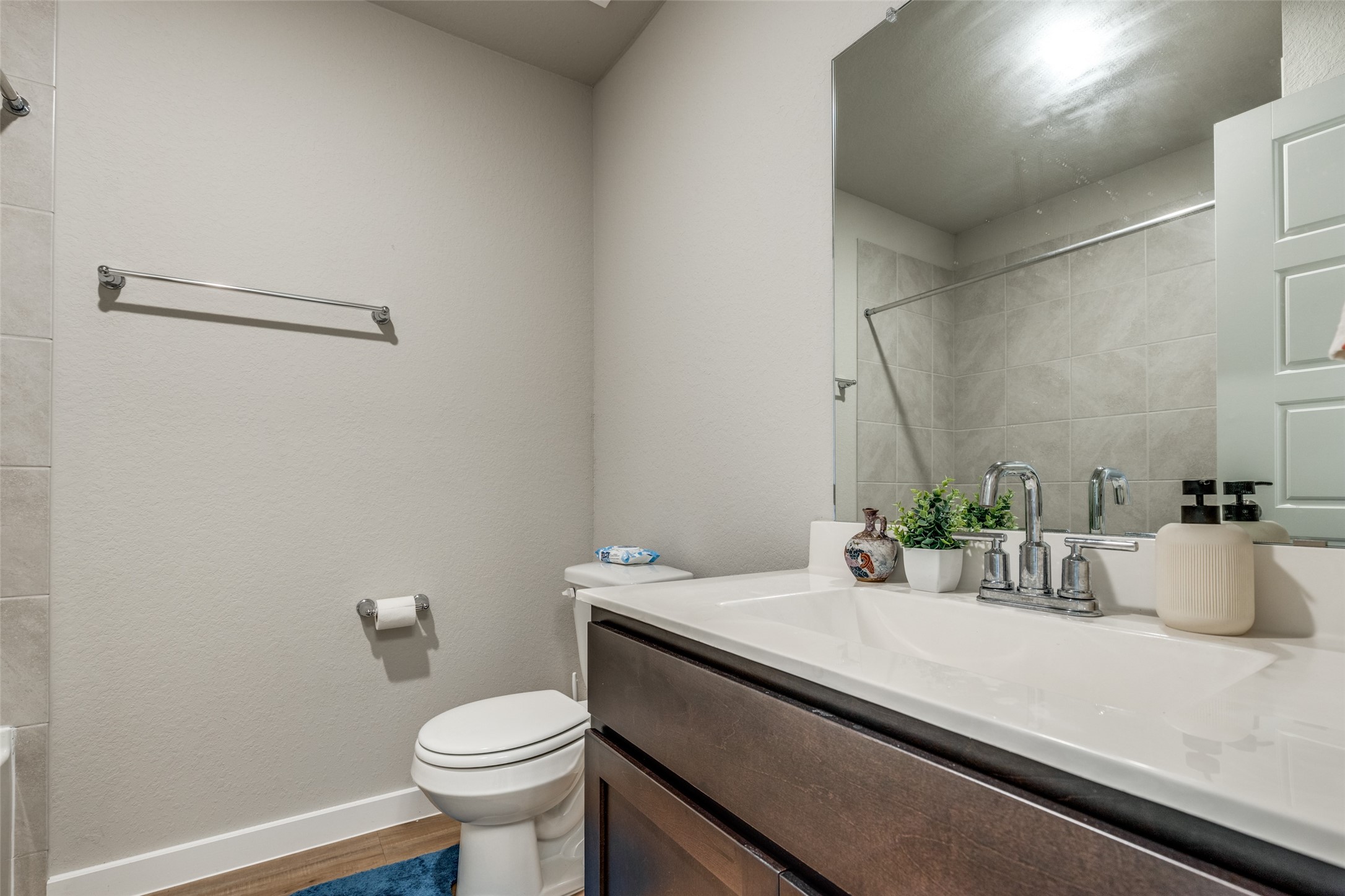 949 Gentle Moss Drive Property Photo 13