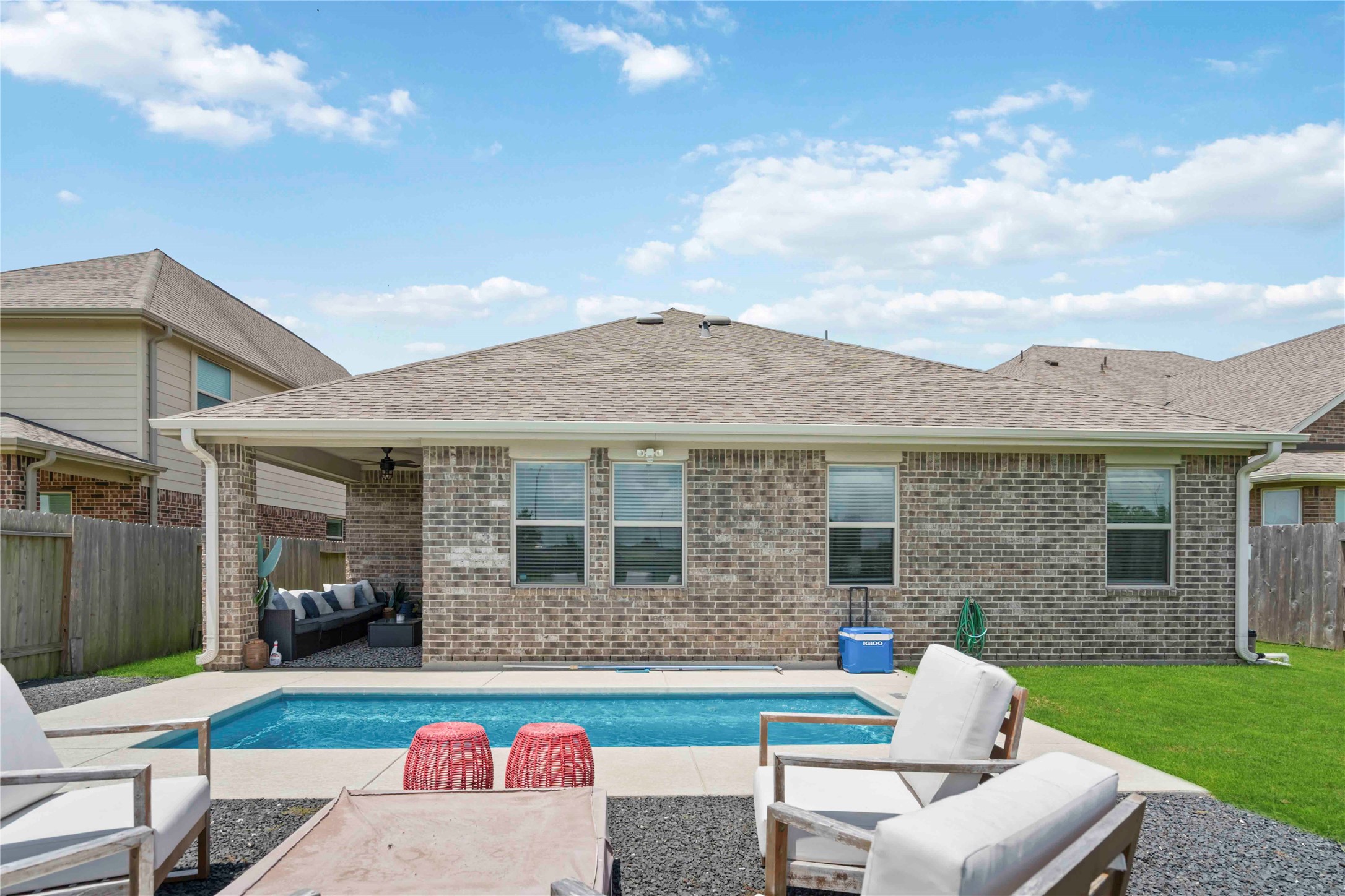 2731 Dry Creek Drive Property Photo 1