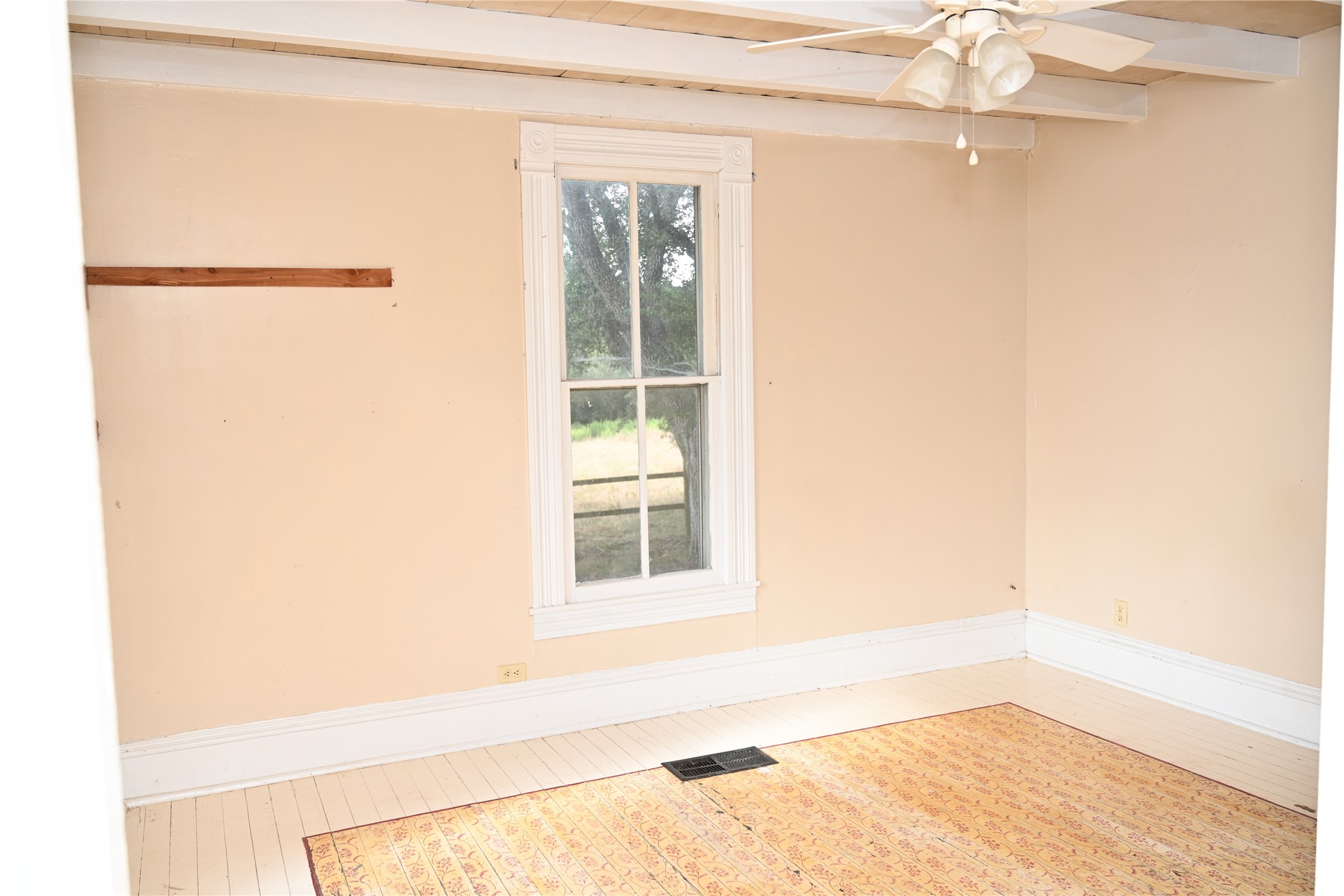 4739 Creamer Creek Rd Property Photo 9