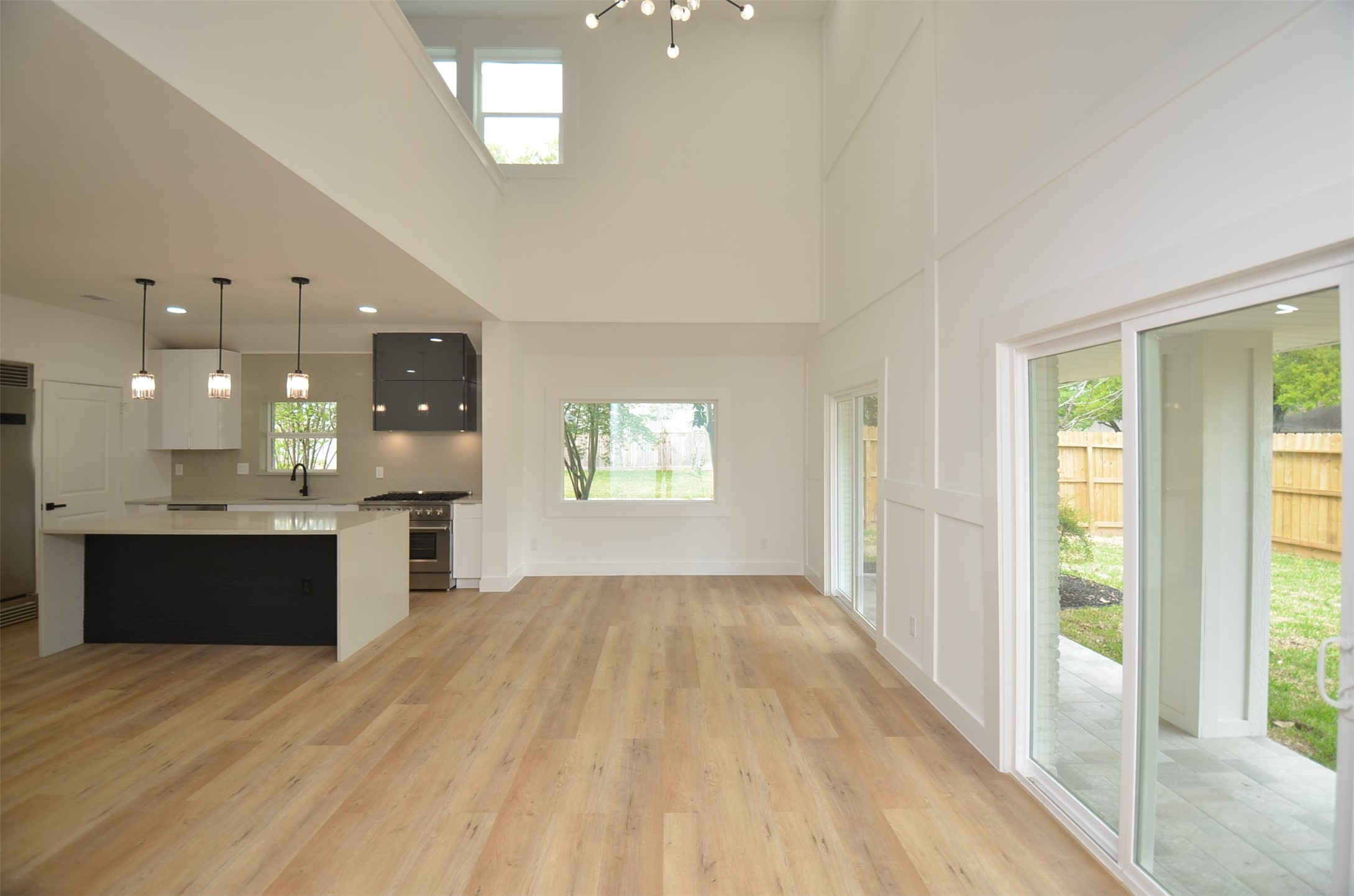 1207 Martin Street Property Photo 10
