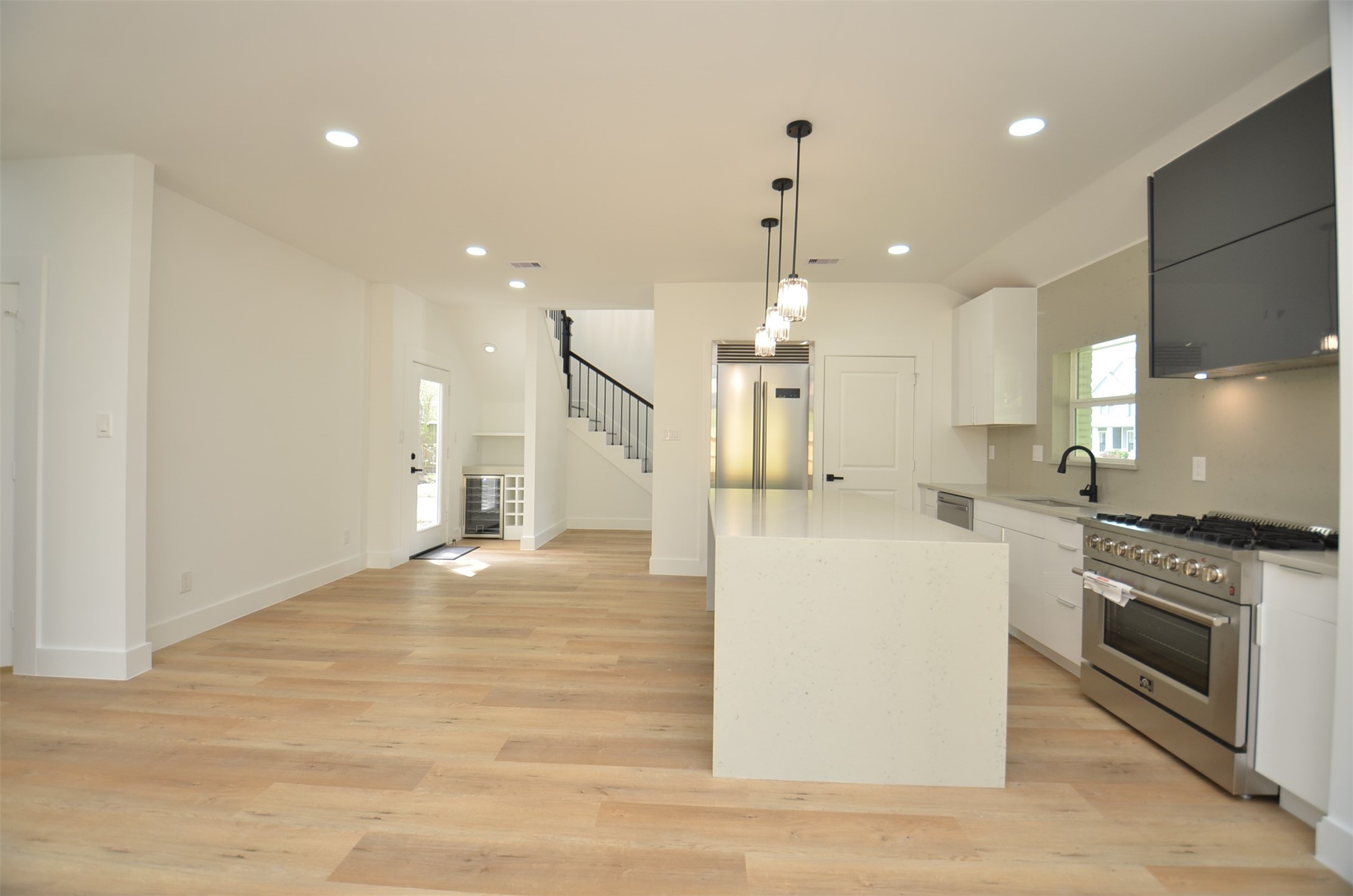 1207 Martin Street Property Photo 18