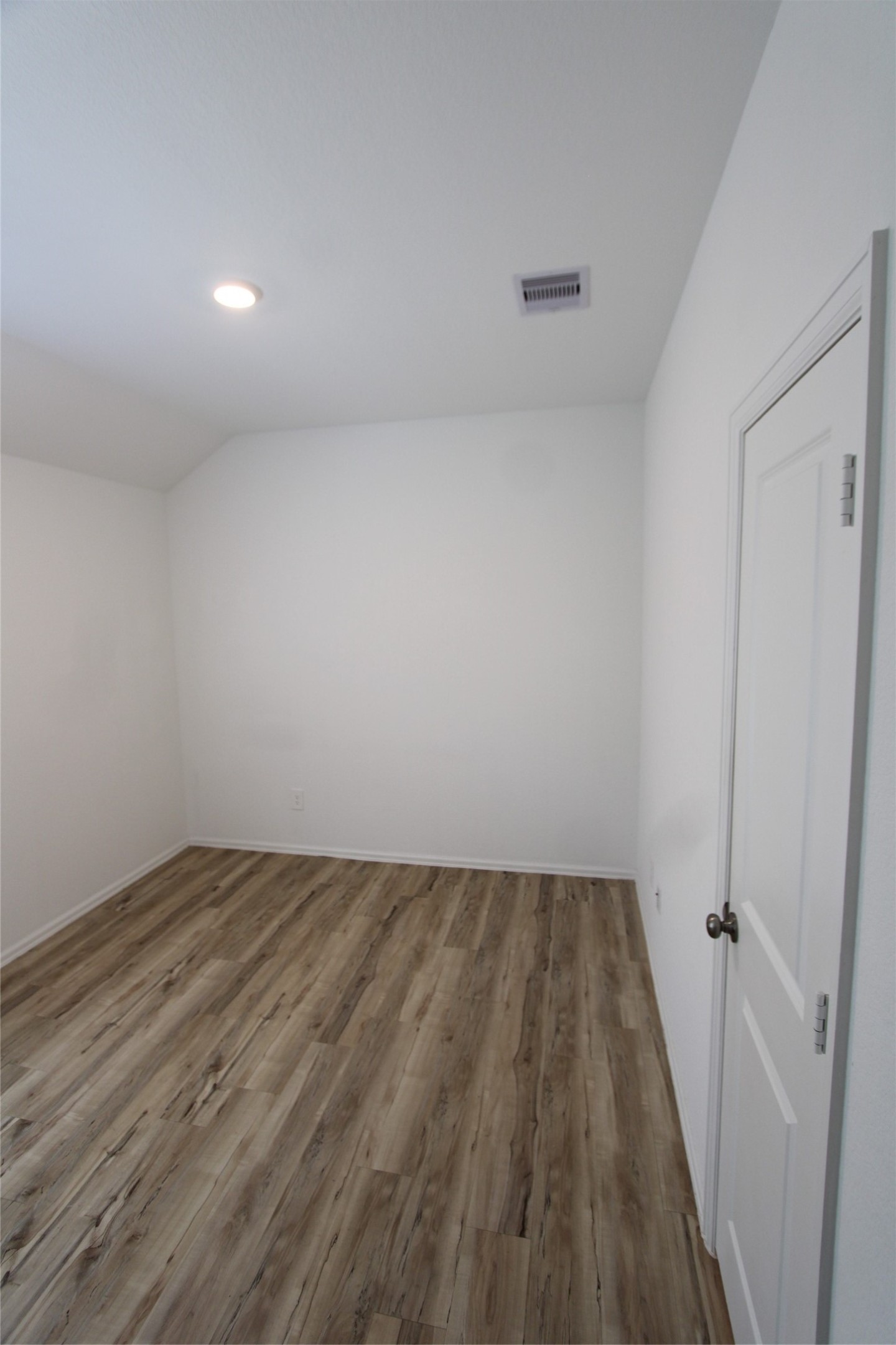 24030 Steep Climb Drive Property Photo 15