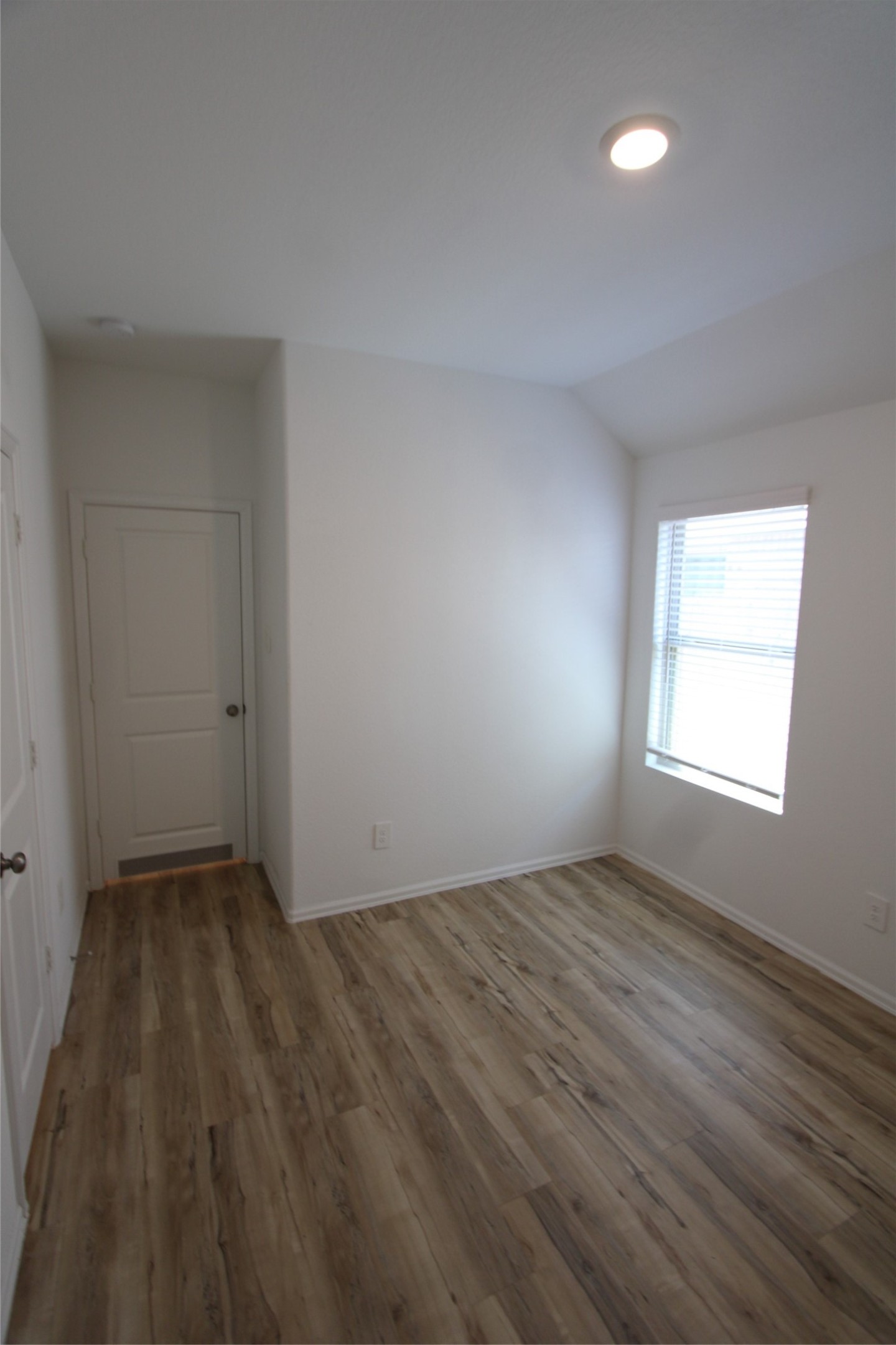 24030 Steep Climb Drive Property Photo 17