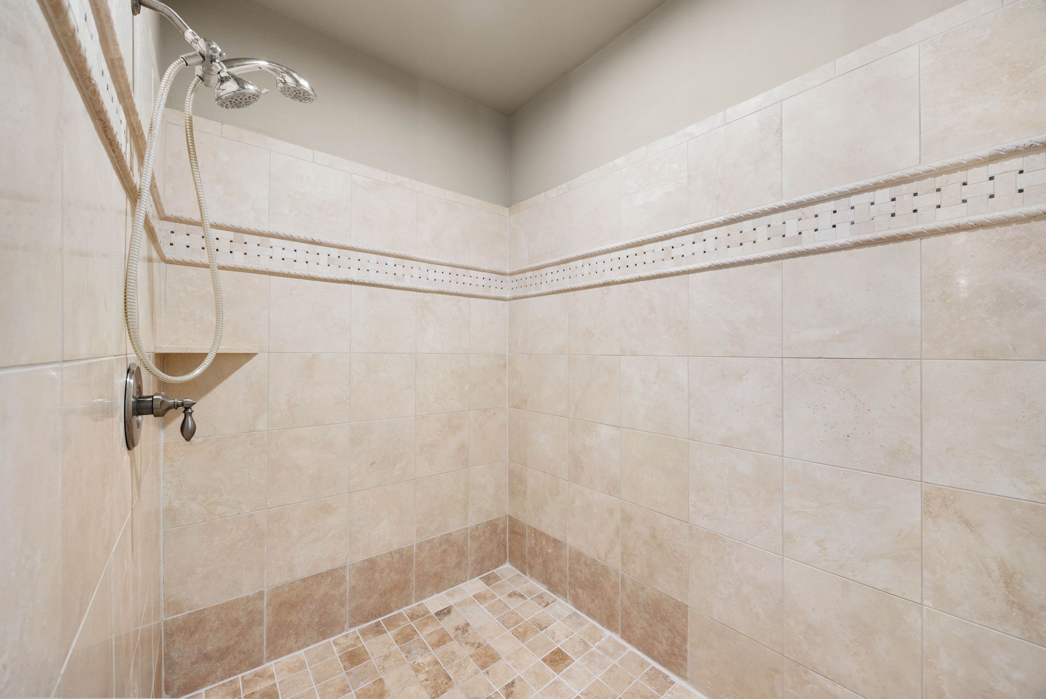 1725 Edwards Street Property Photo 21