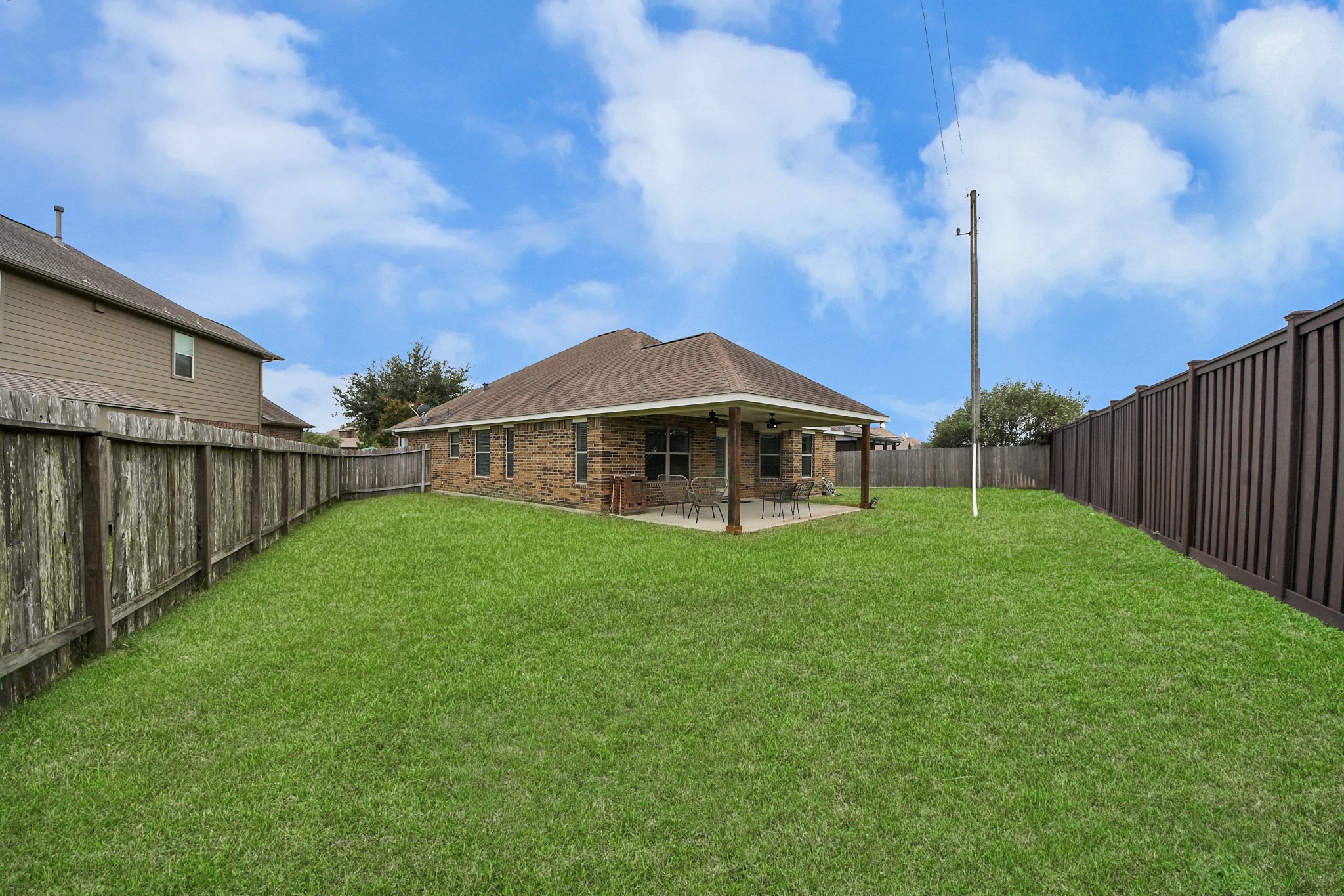 2527 Horned Owl Drive Property Photo 3