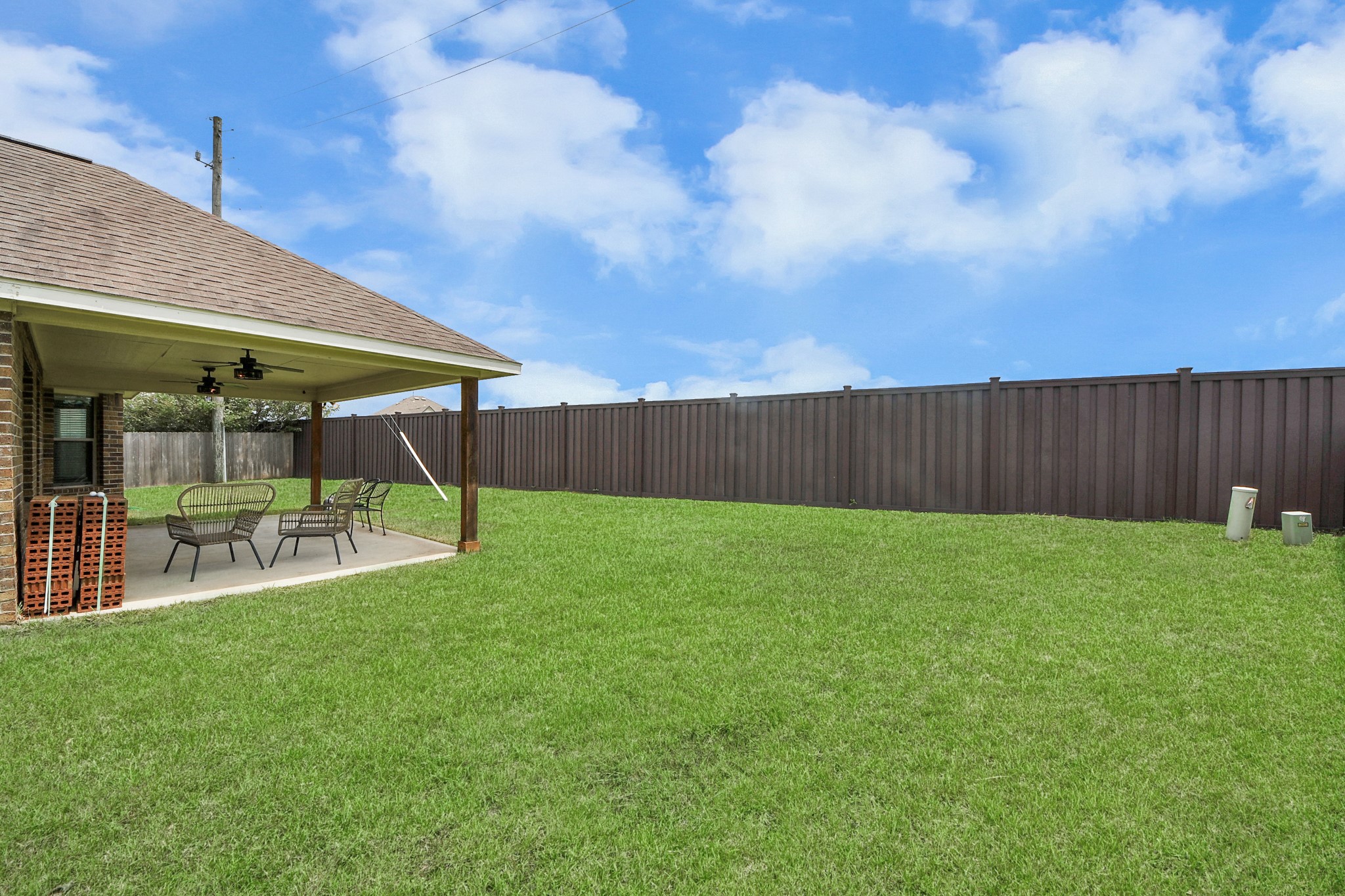 2527 Horned Owl Drive Property Photo 4