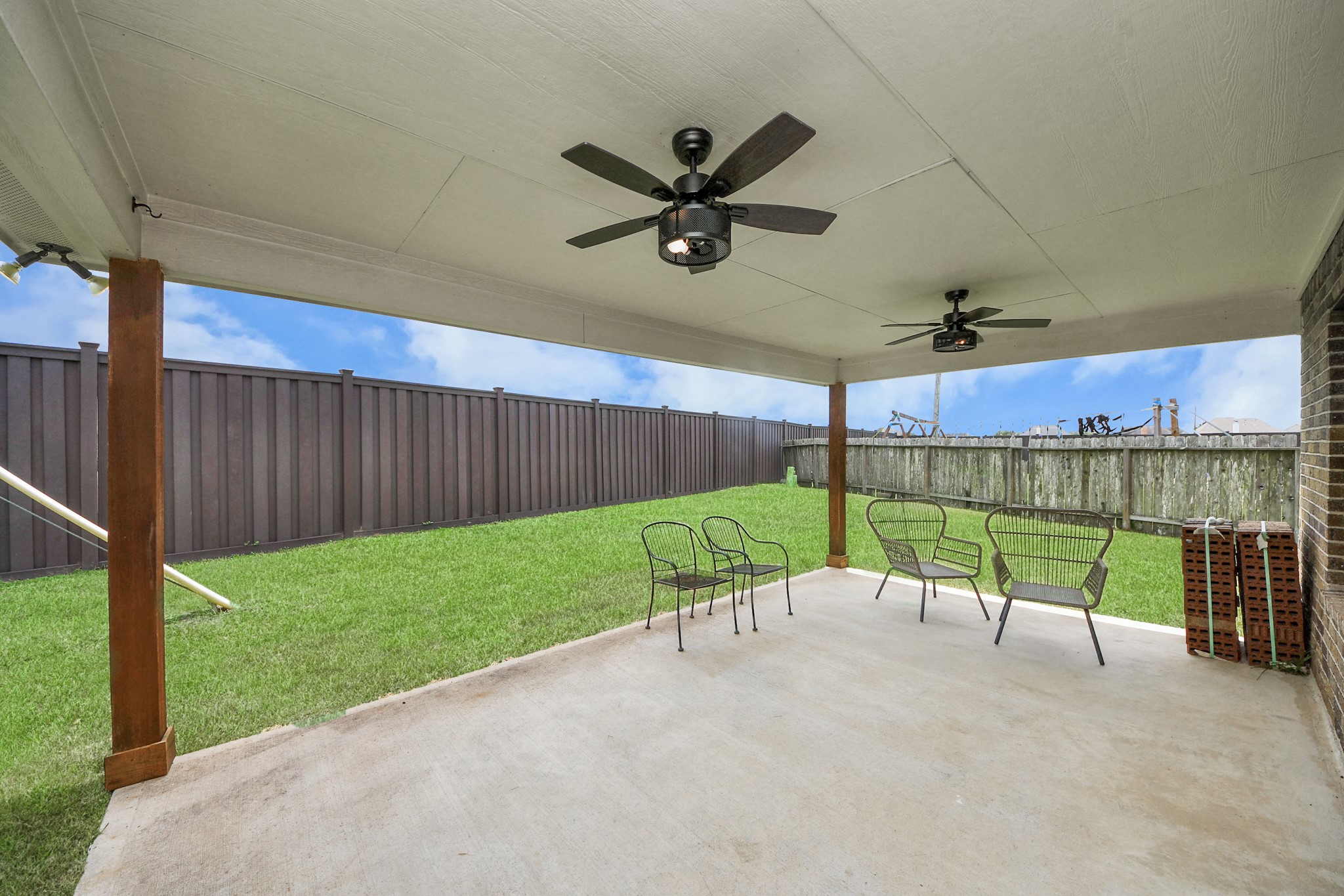 2527 Horned Owl Drive Property Photo 9