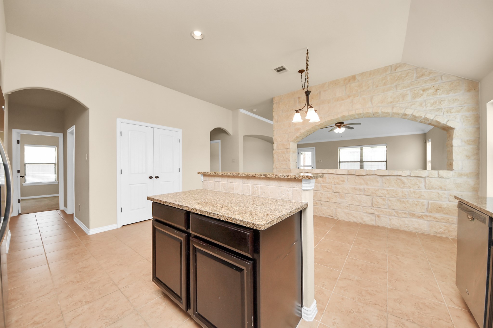 2527 Horned Owl Drive Property Photo 17