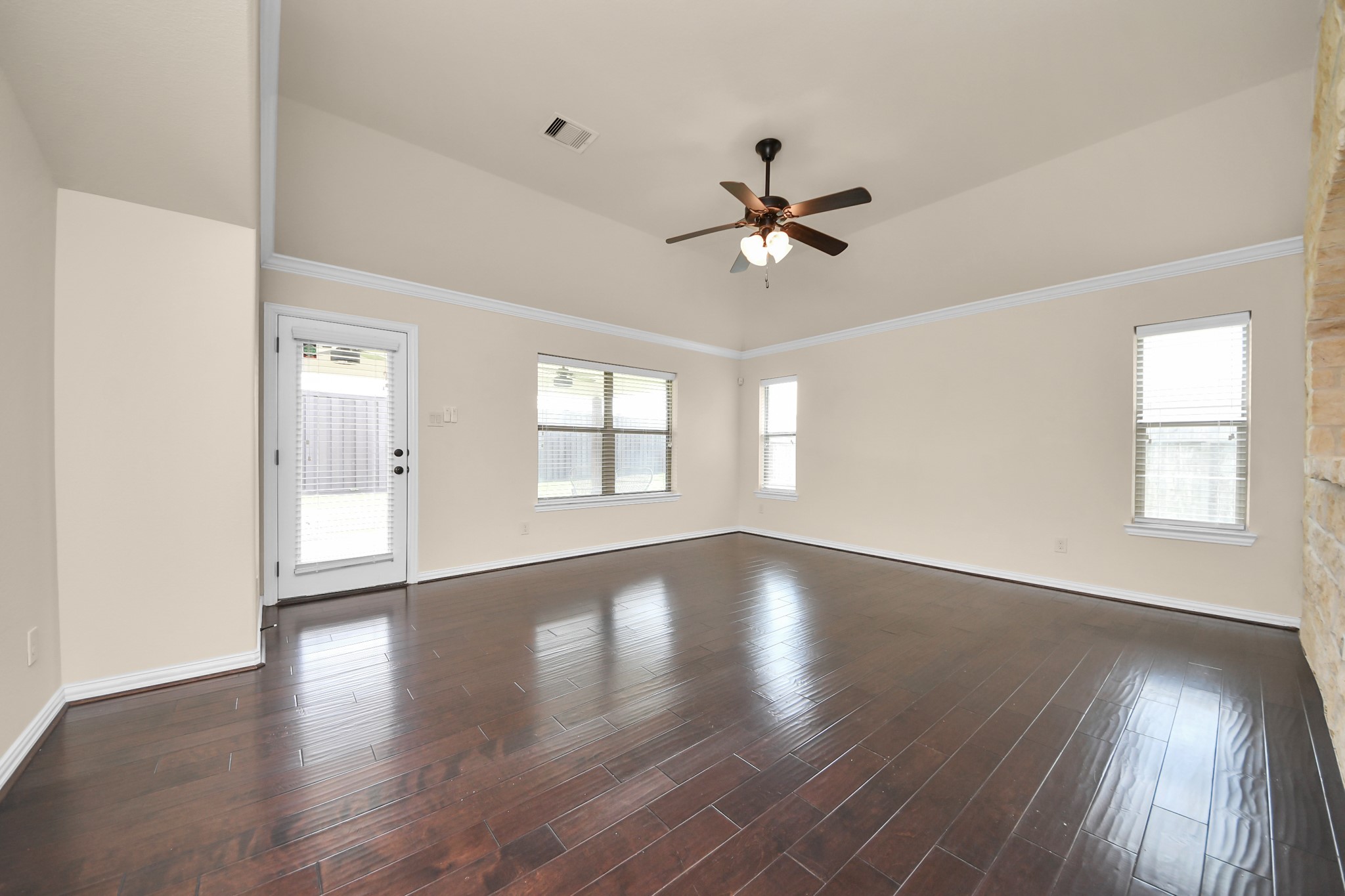 2527 Horned Owl Drive Property Photo 23