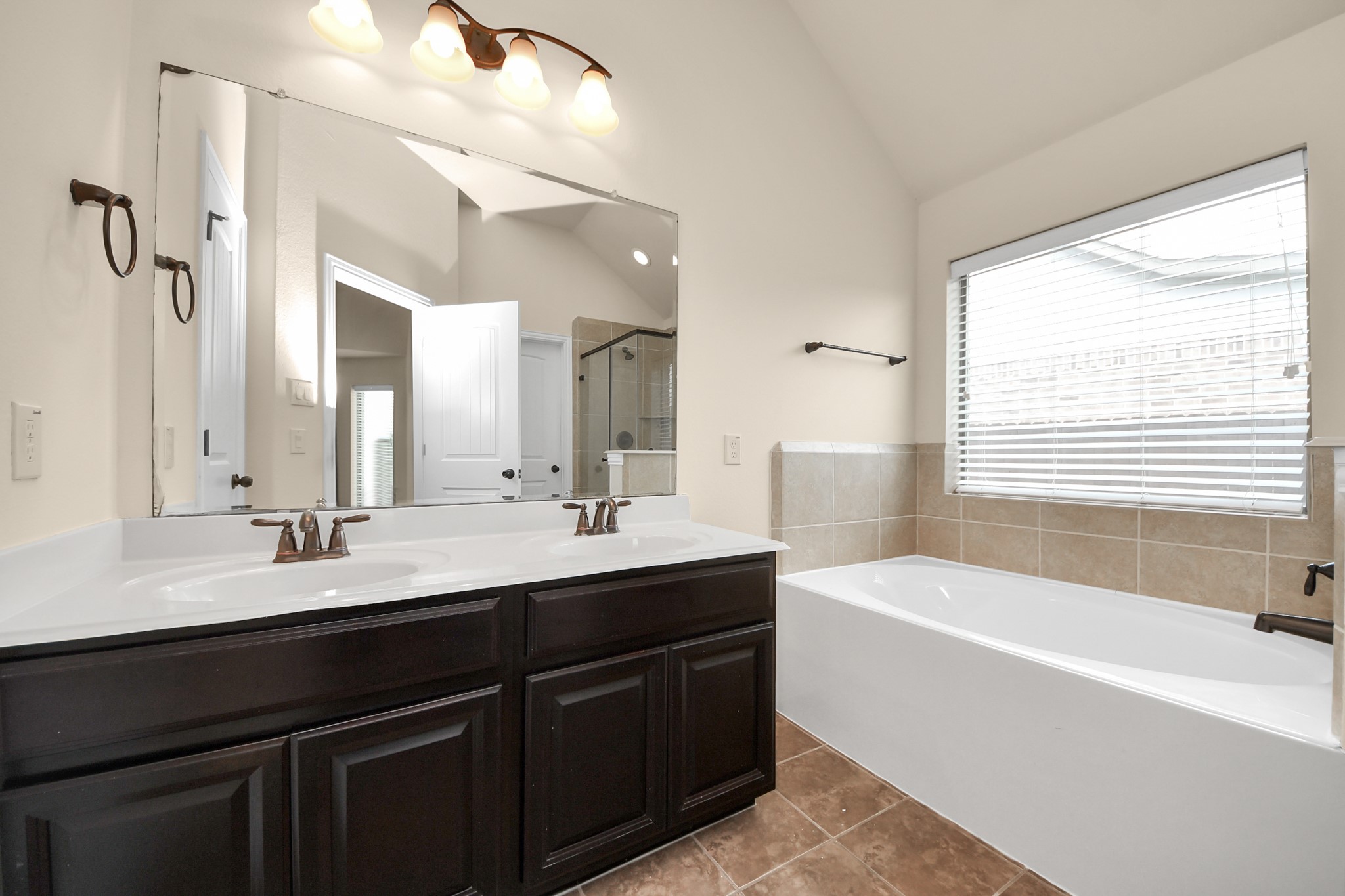 2527 Horned Owl Drive Property Photo 25