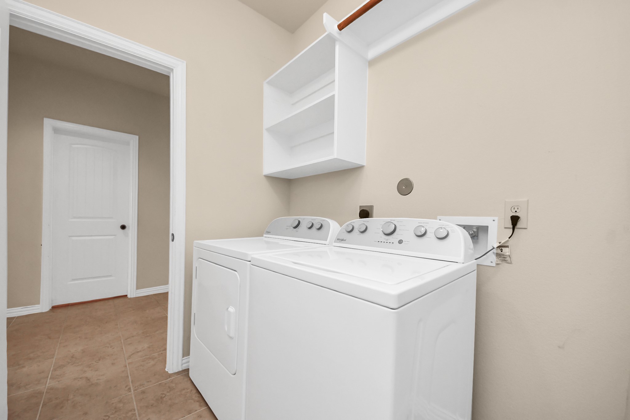 2527 Horned Owl Drive Property Photo 38