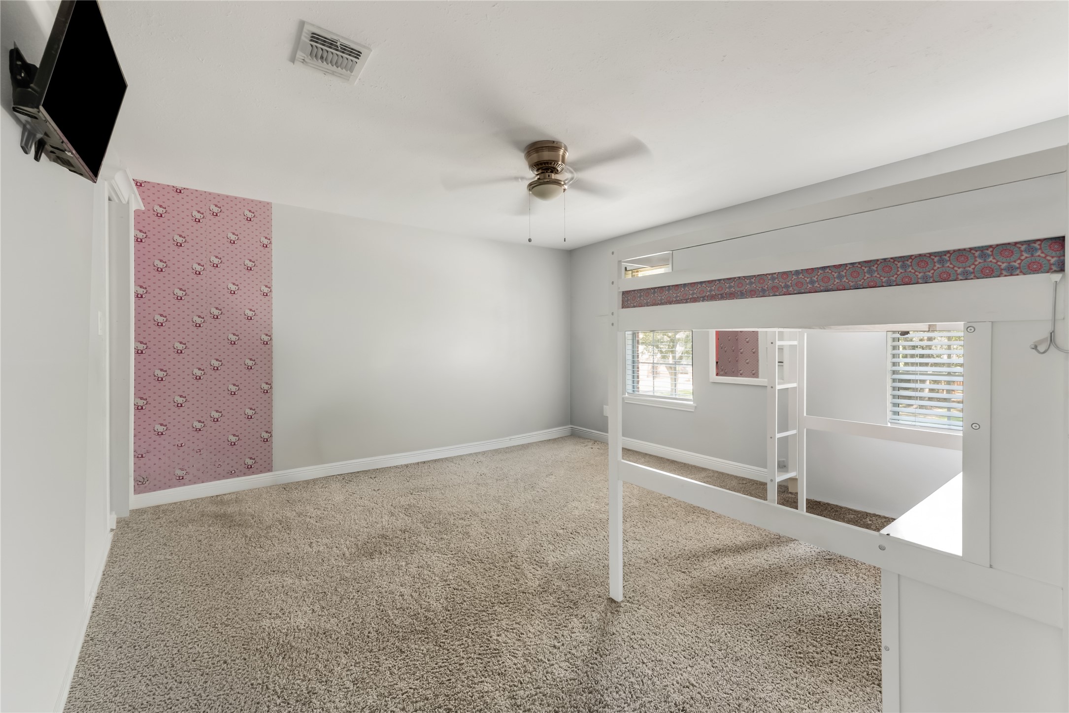 18318 Oakhampton Drive Property Photo 18