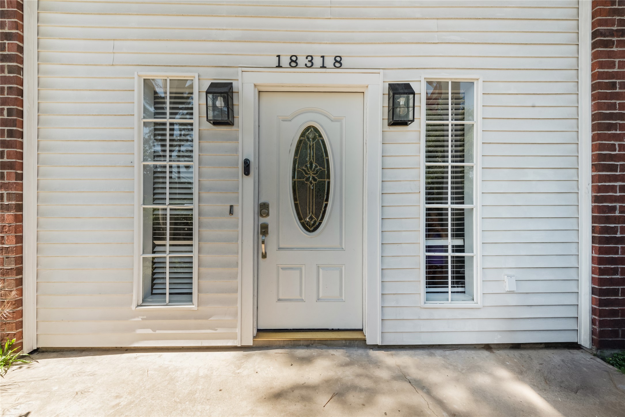 18318 Oakhampton Drive Property Photo 35