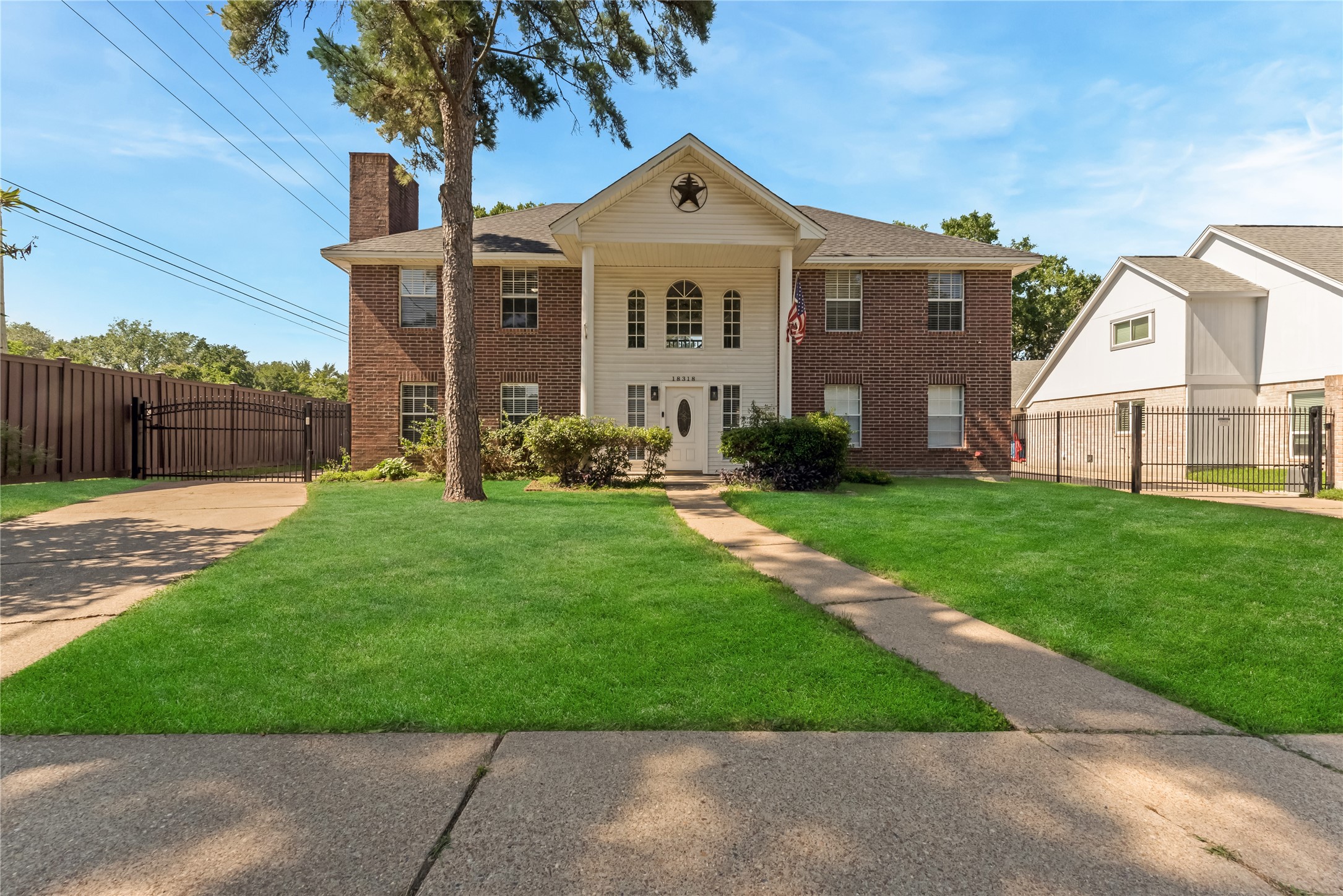 18318 Oakhampton Drive Property Photo 42