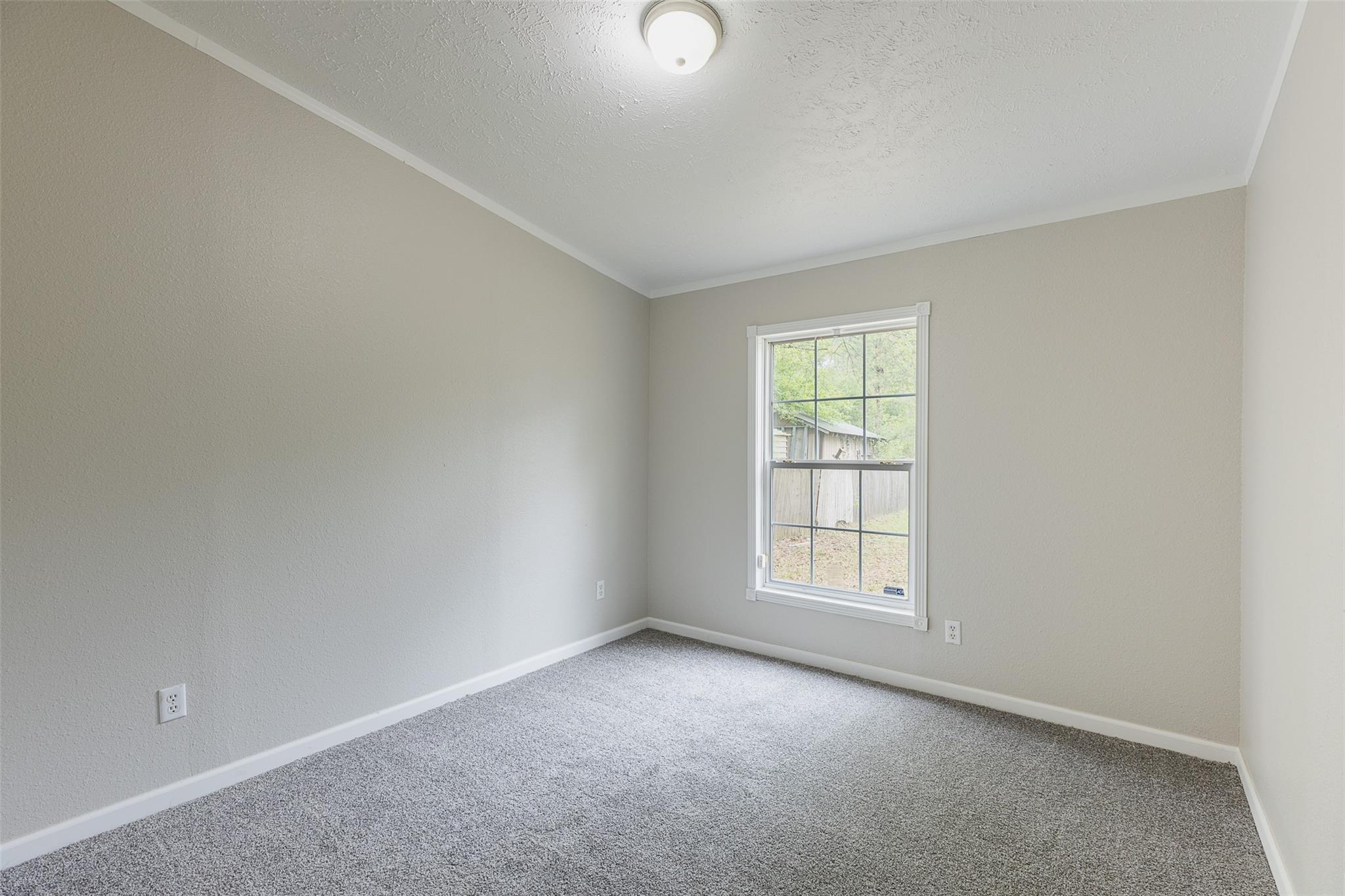 1520 W Creek Drive Property Photo 7