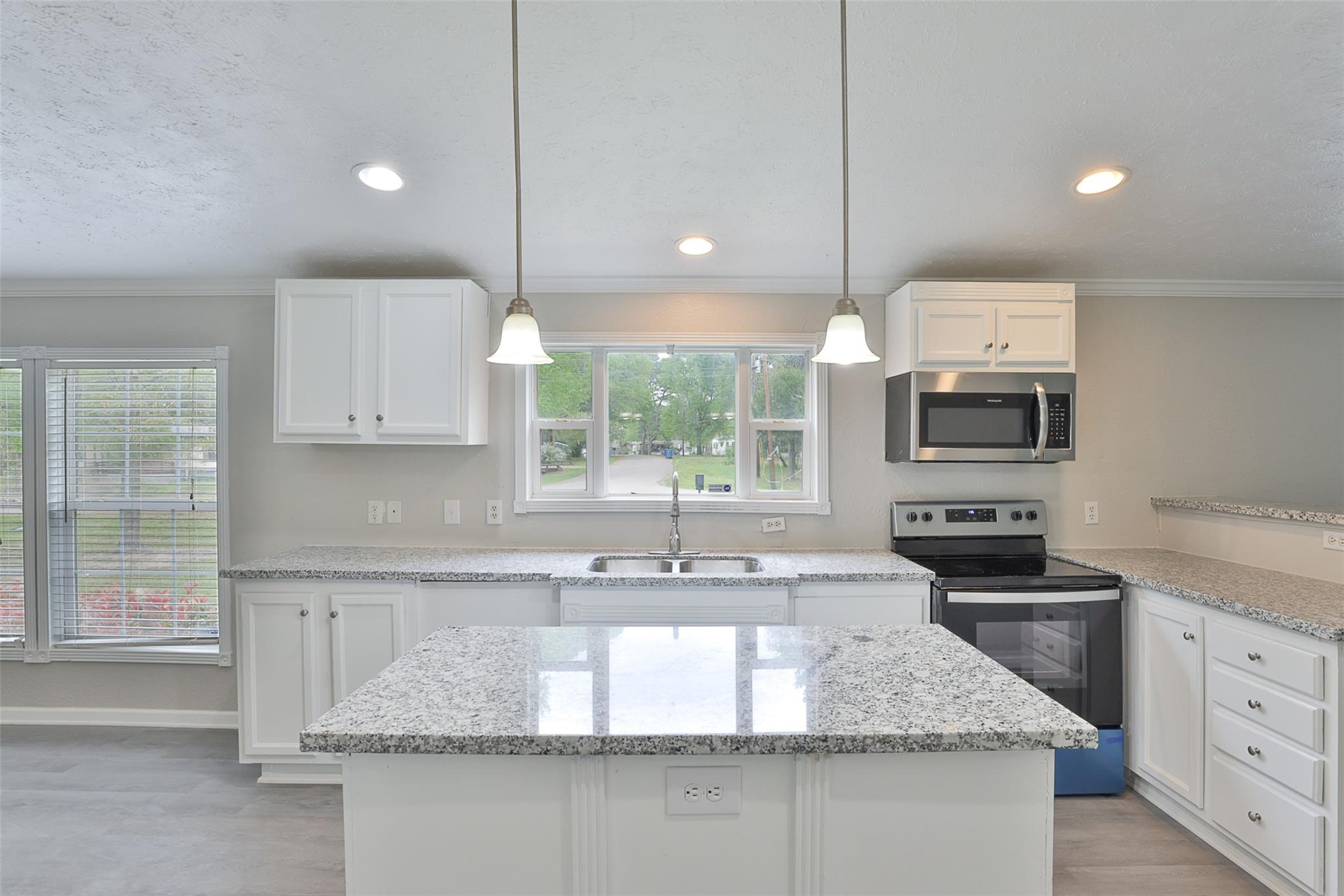 1520 W Creek Drive Property Photo 11