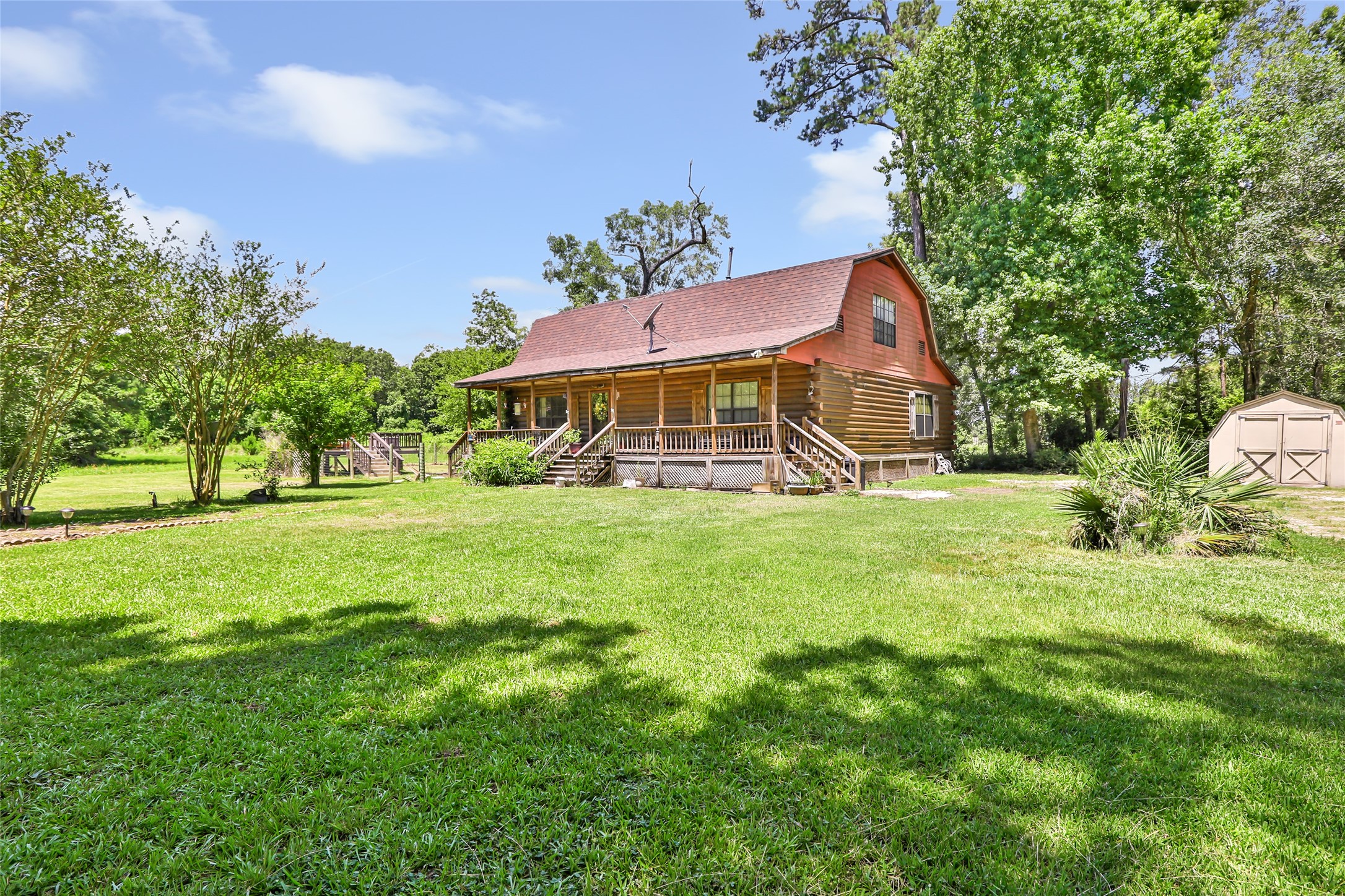529 S Gates Street Property Photo 1
