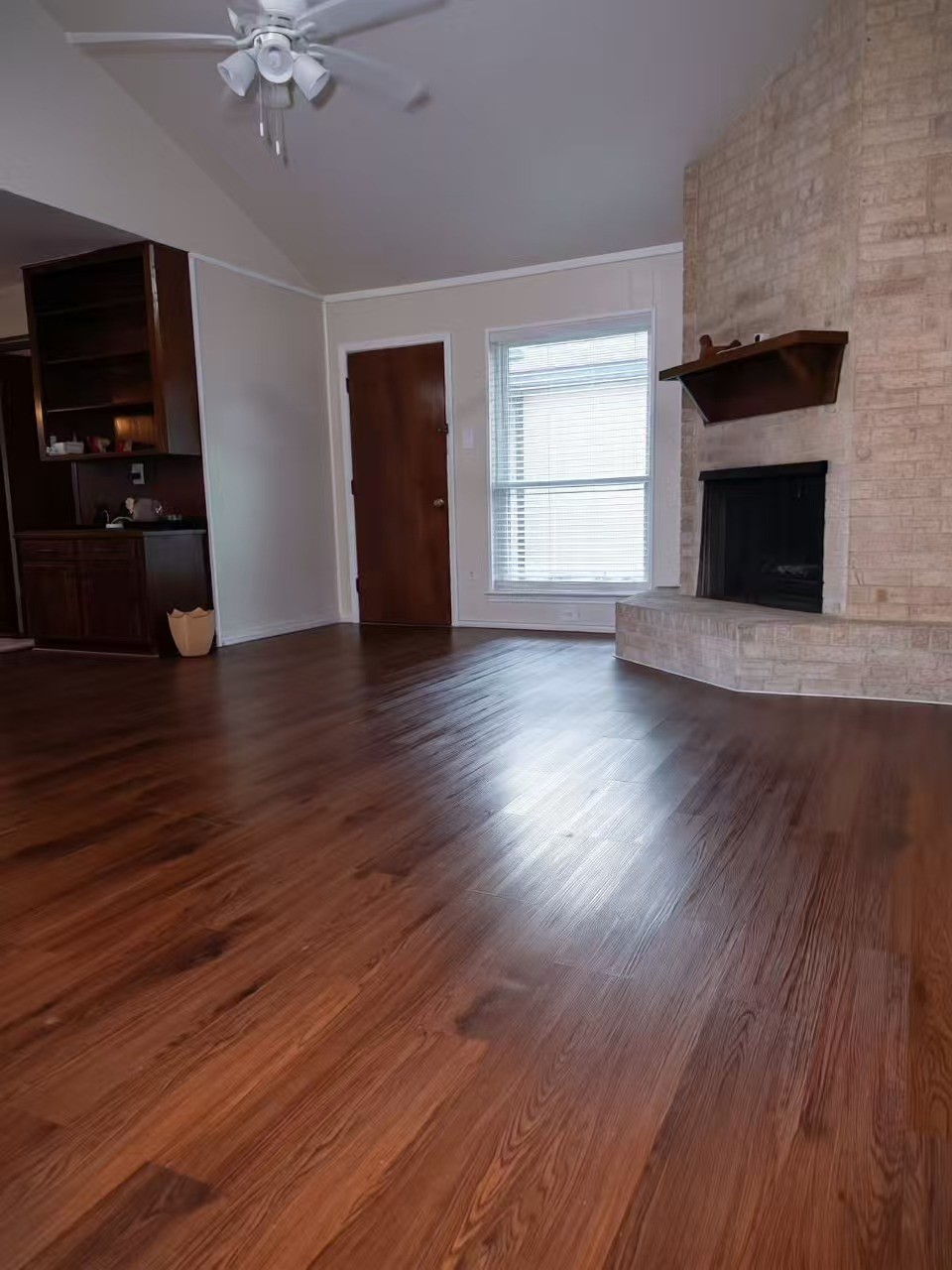 9303 Sharpview Drive Property Photo 7