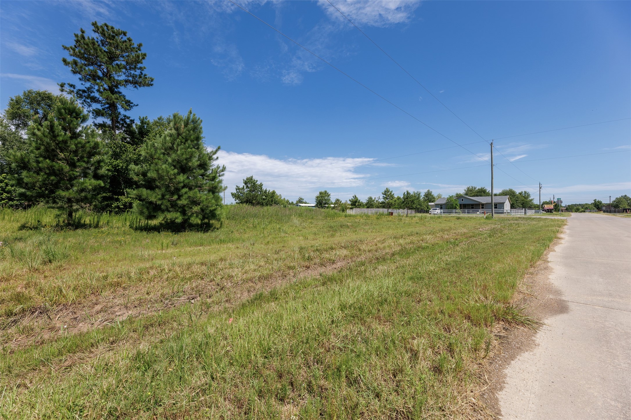Of Road 3542 Property Photo 7