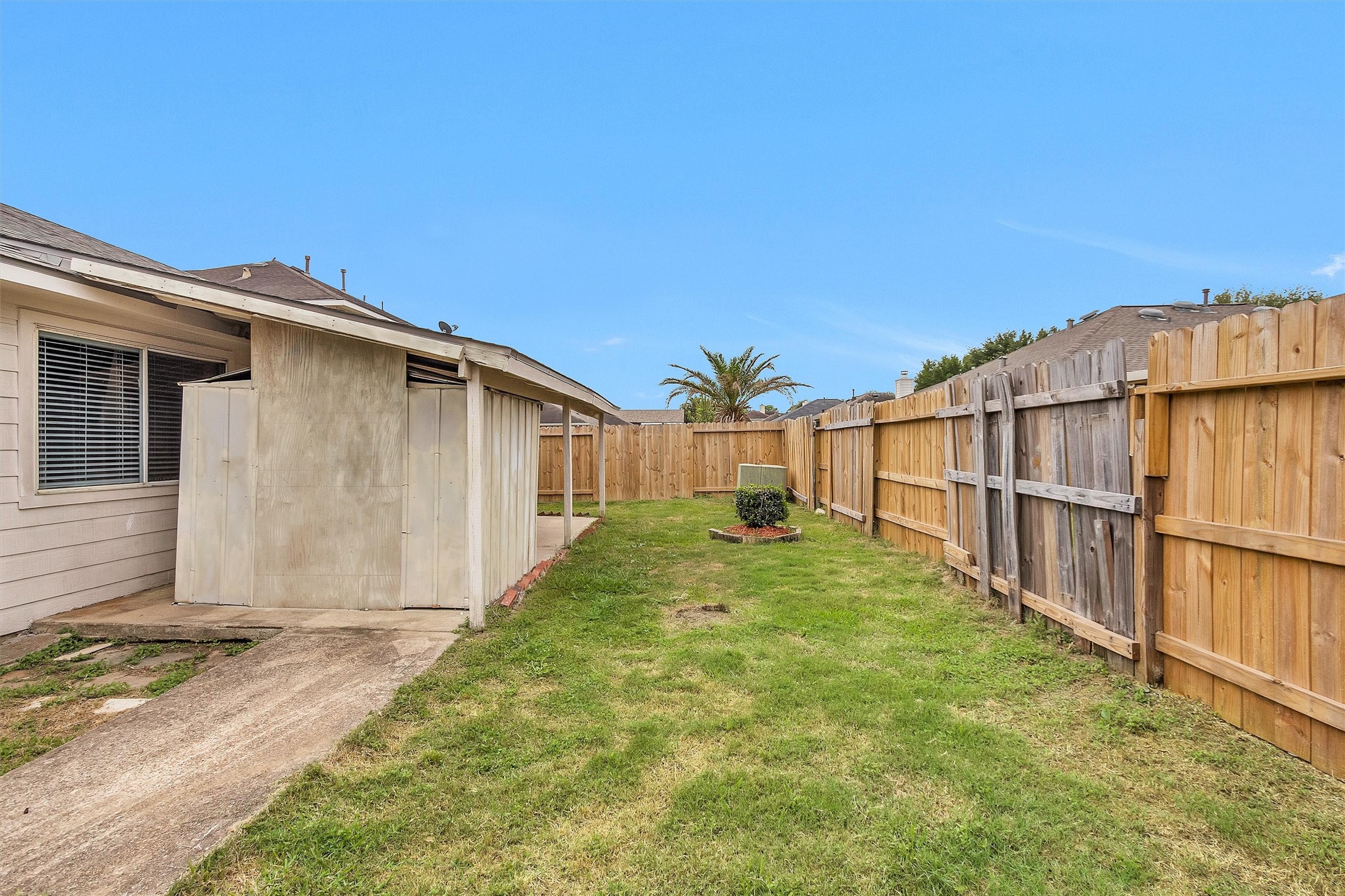 8226 Wahl Manor Court Property Photo