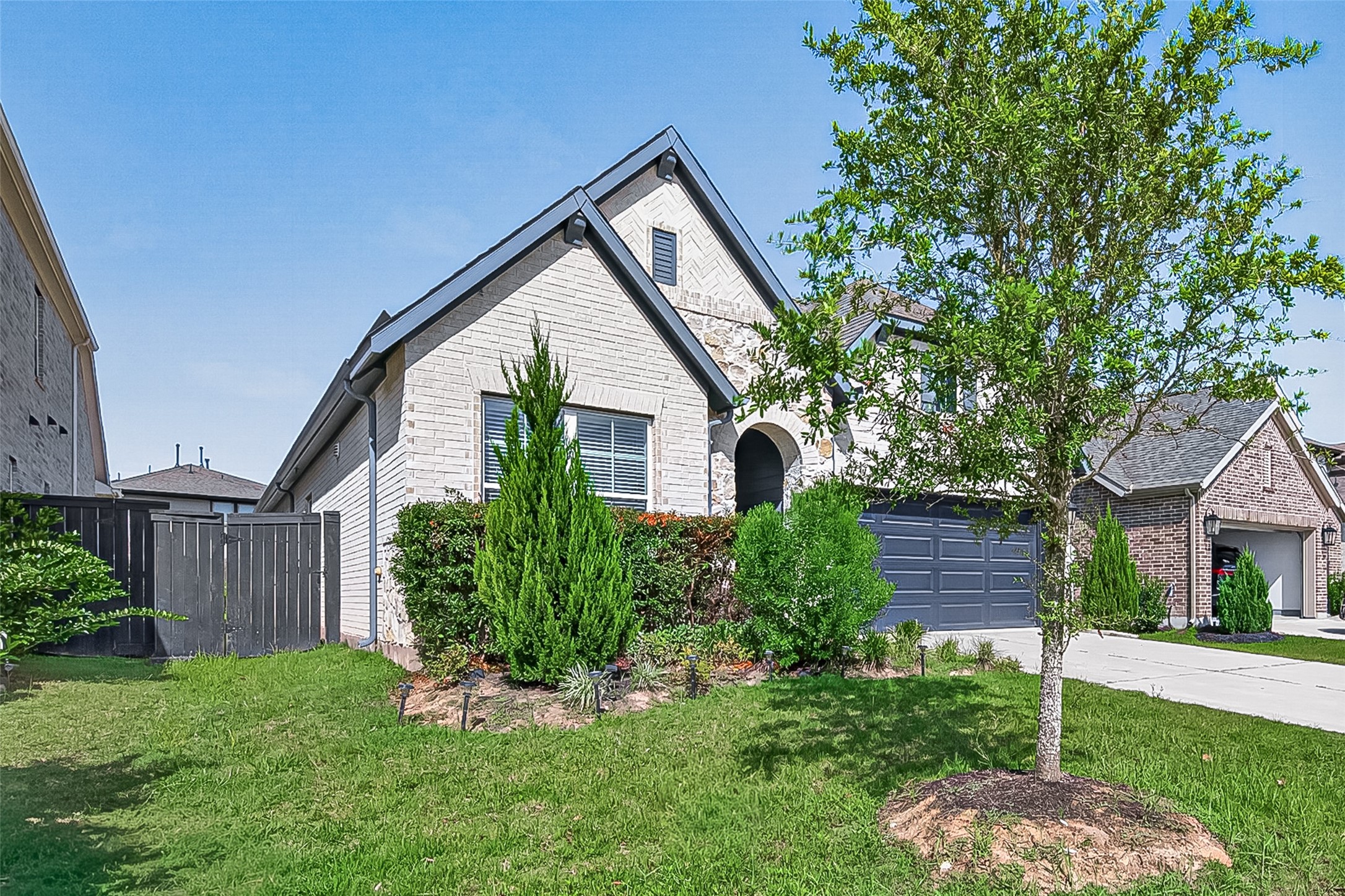 234 Amaranth Way Property Photo 2