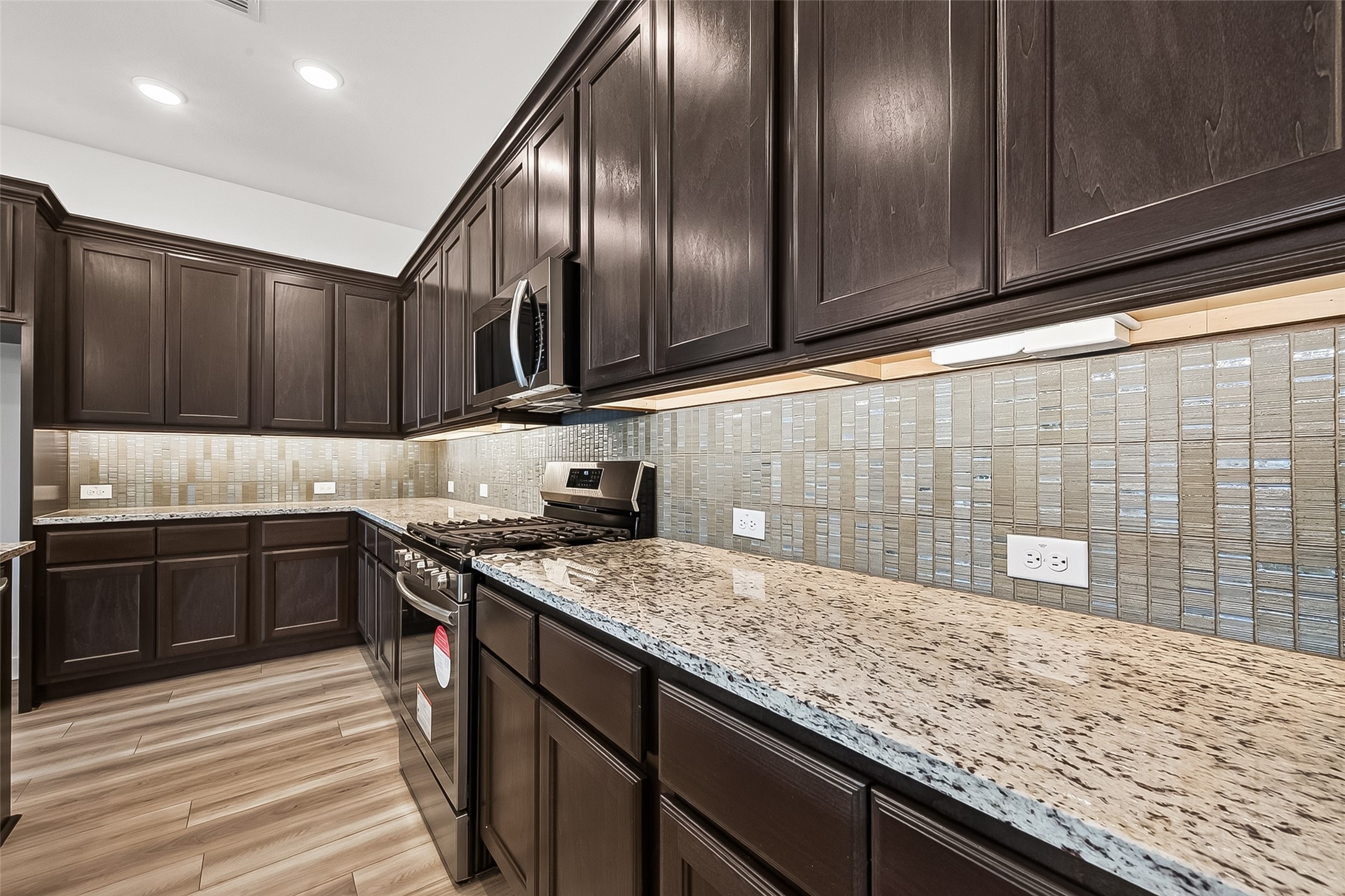 234 Amaranth Way Property Photo 18
