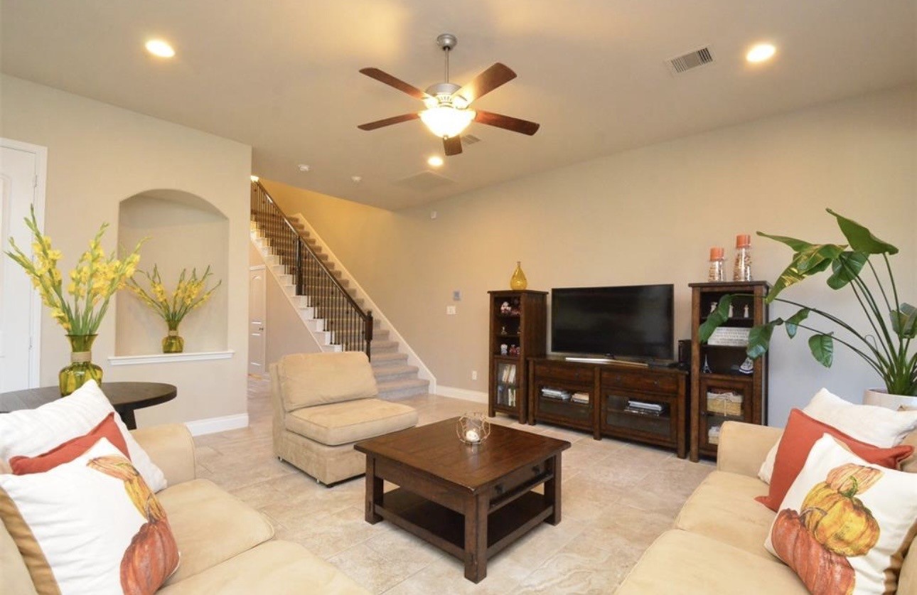 9515 Scanlan Heights Lane Property Photo 10