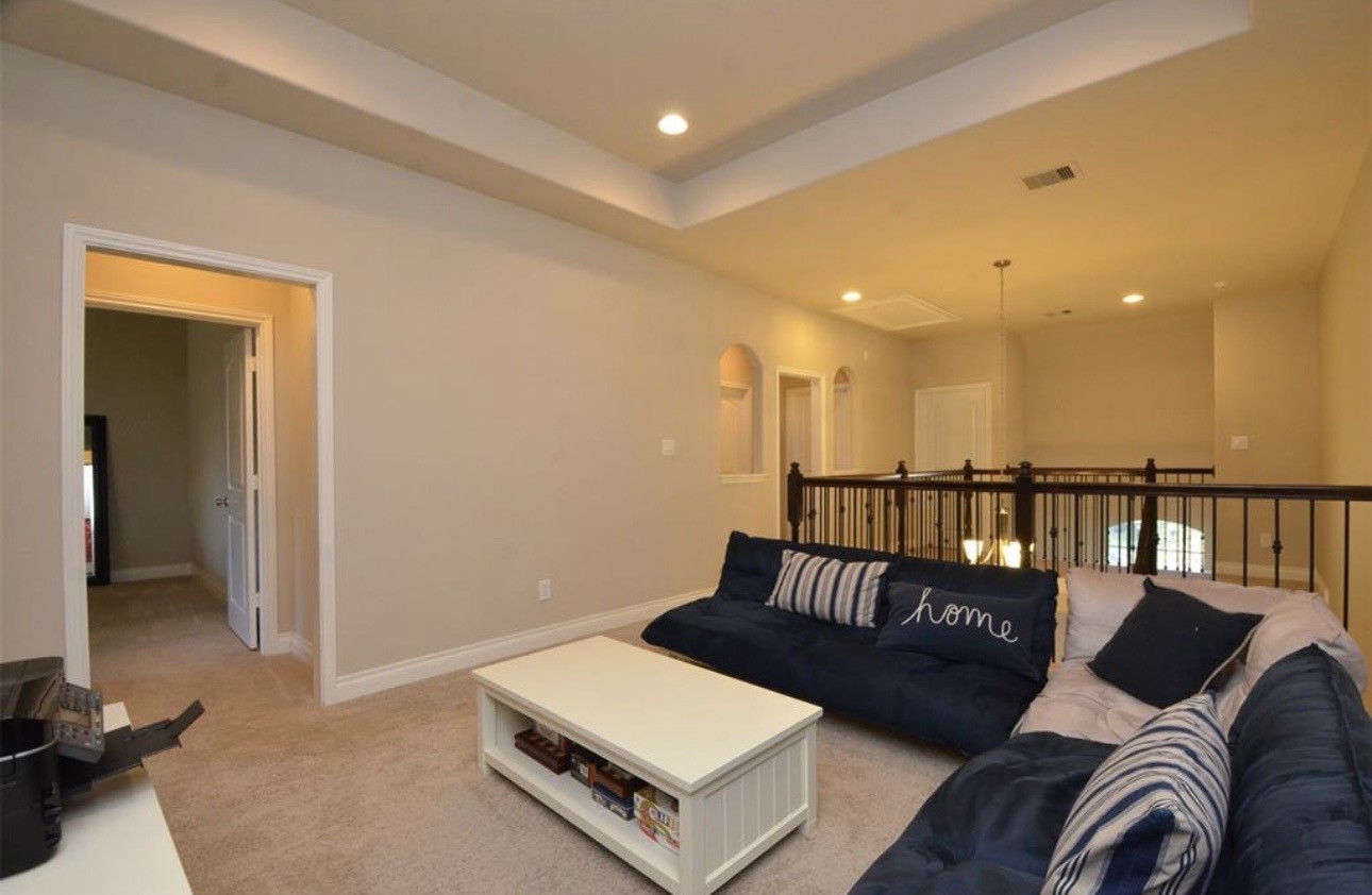 9515 Scanlan Heights Lane Property Photo 11