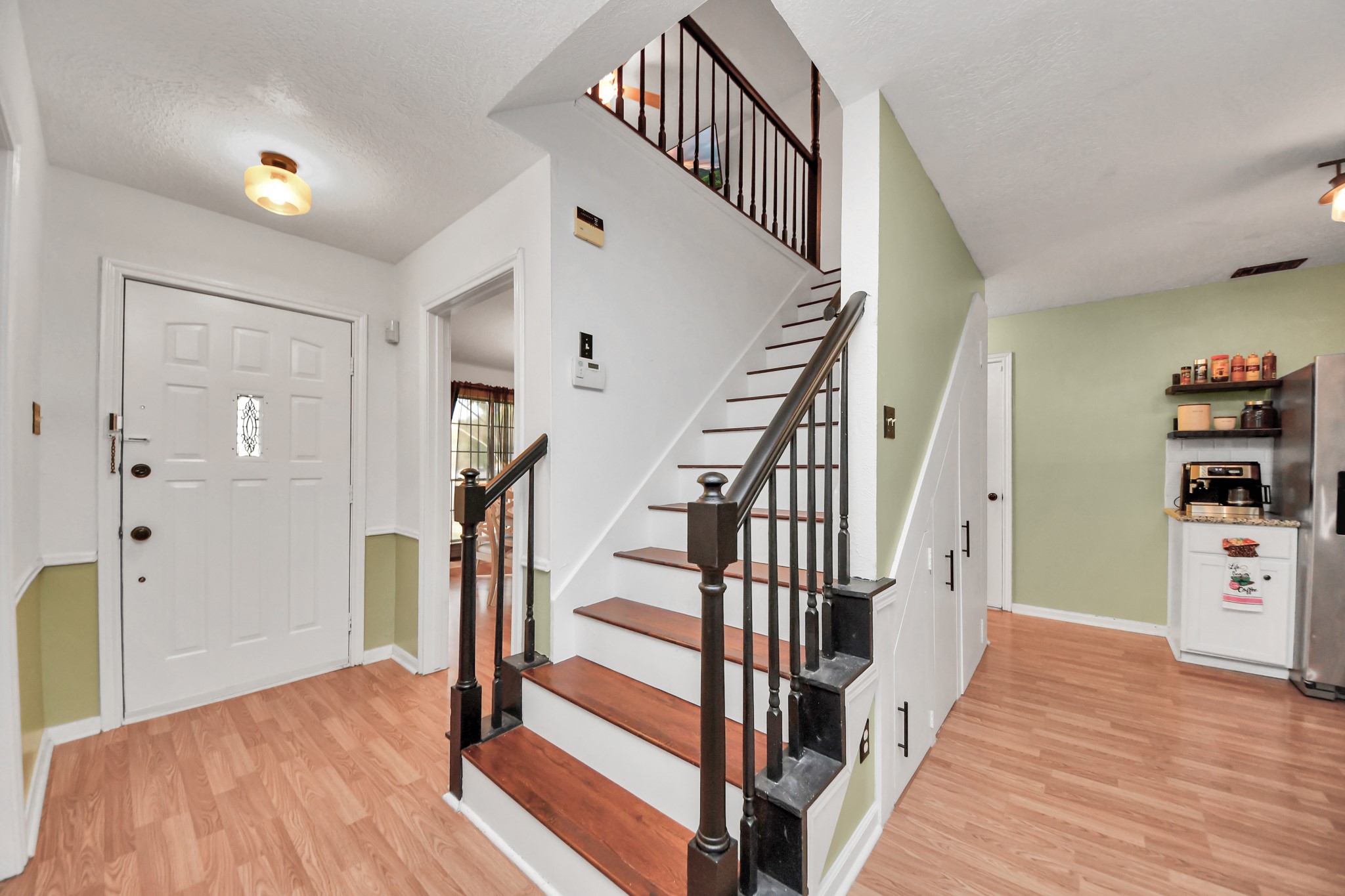 10214 Waving Fields Drive Property Photo 13