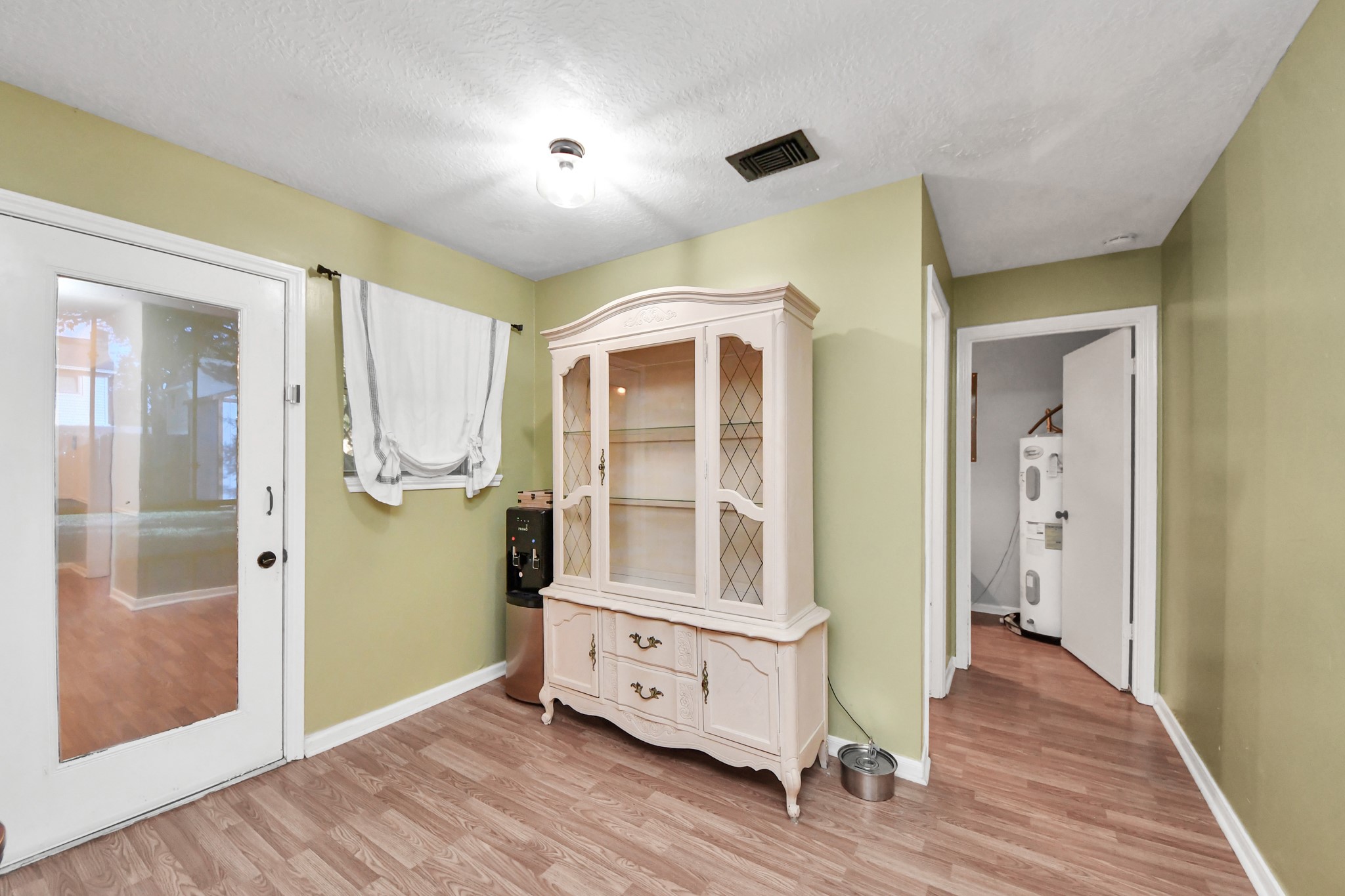 10214 Waving Fields Drive Property Photo 17