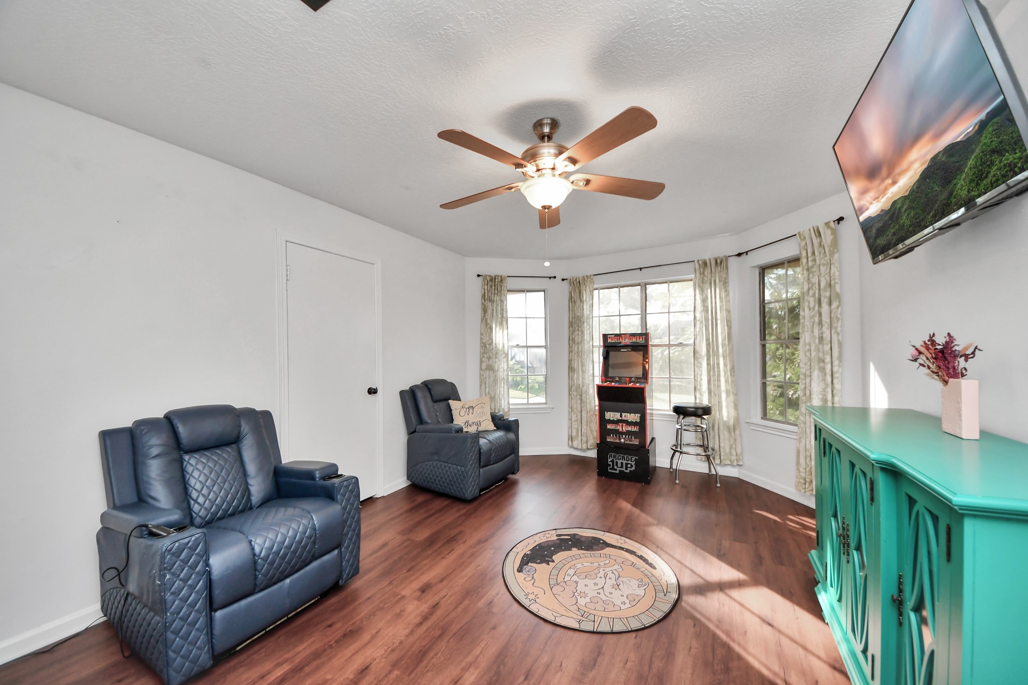 10214 Waving Fields Drive Property Photo 21