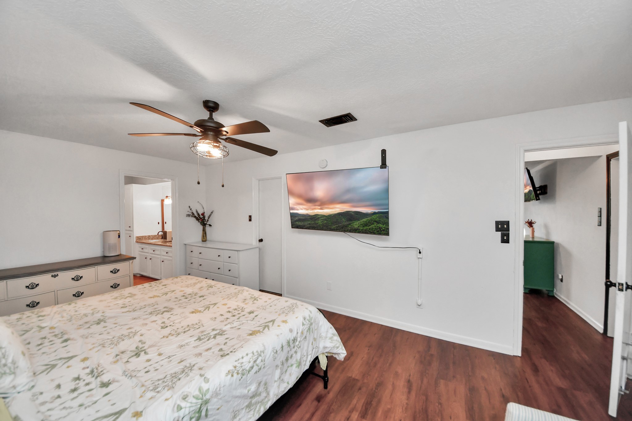 10214 Waving Fields Drive Property Photo 25