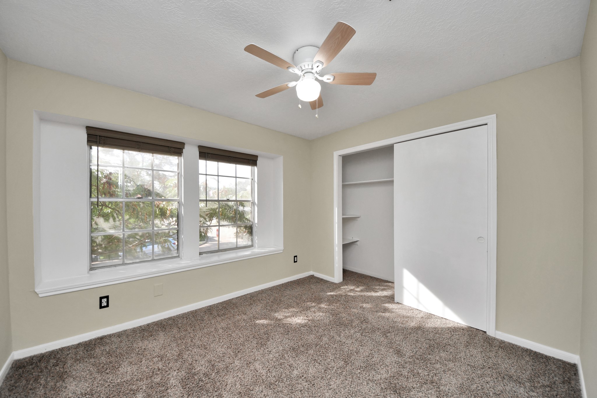 10214 Waving Fields Drive Property Photo 30