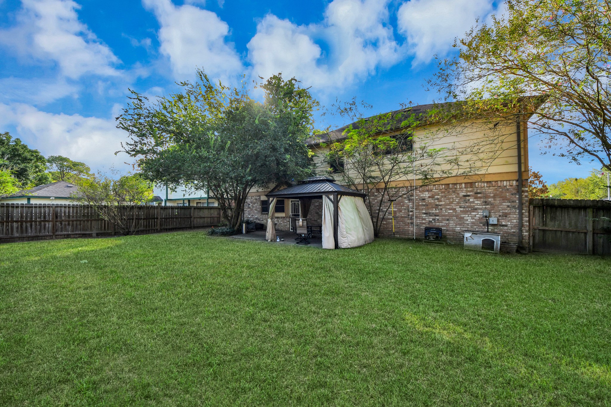 10214 Waving Fields Drive Property Photo 39