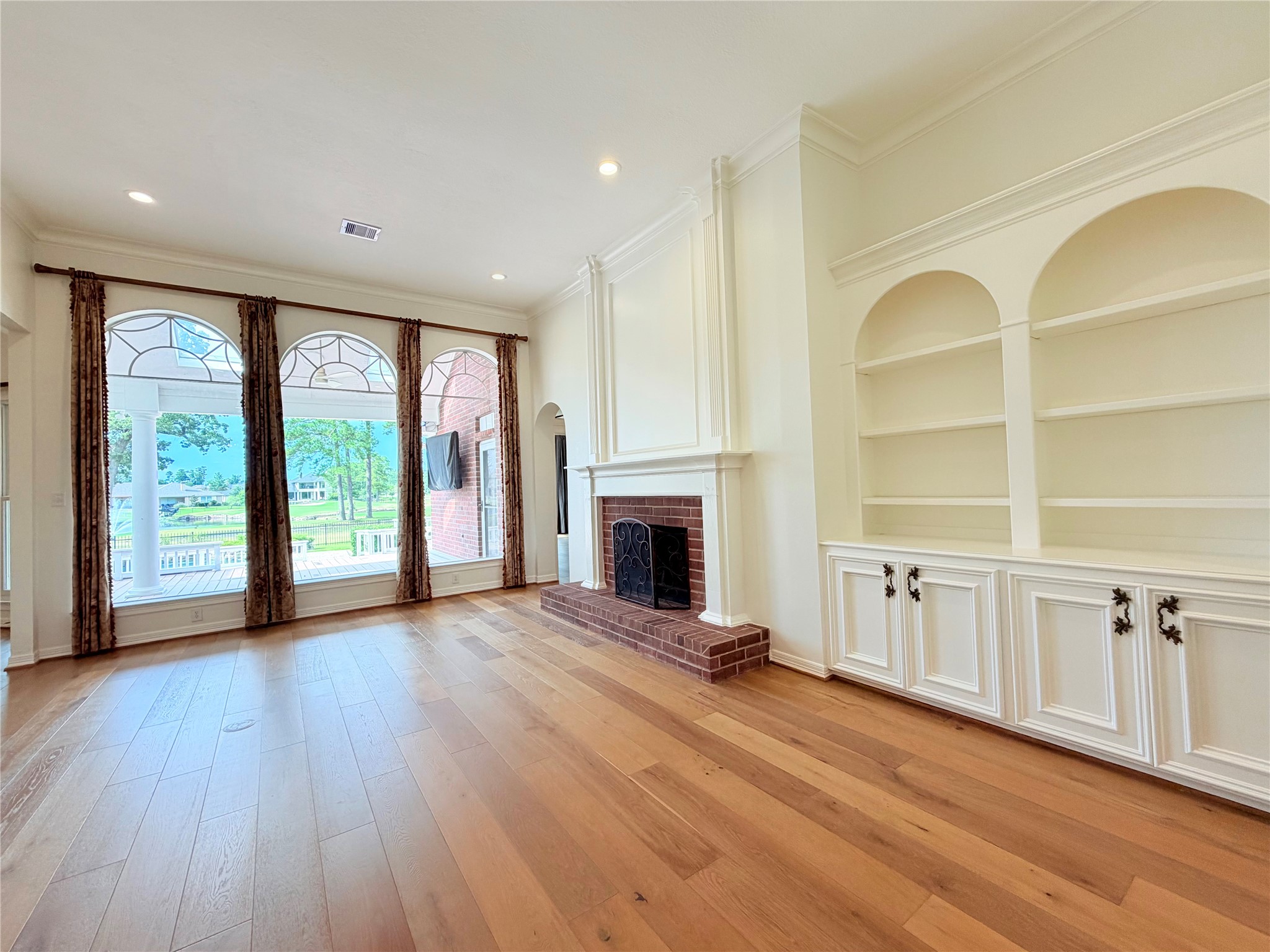 25047 Northampton Forest Drive Property Photo 8