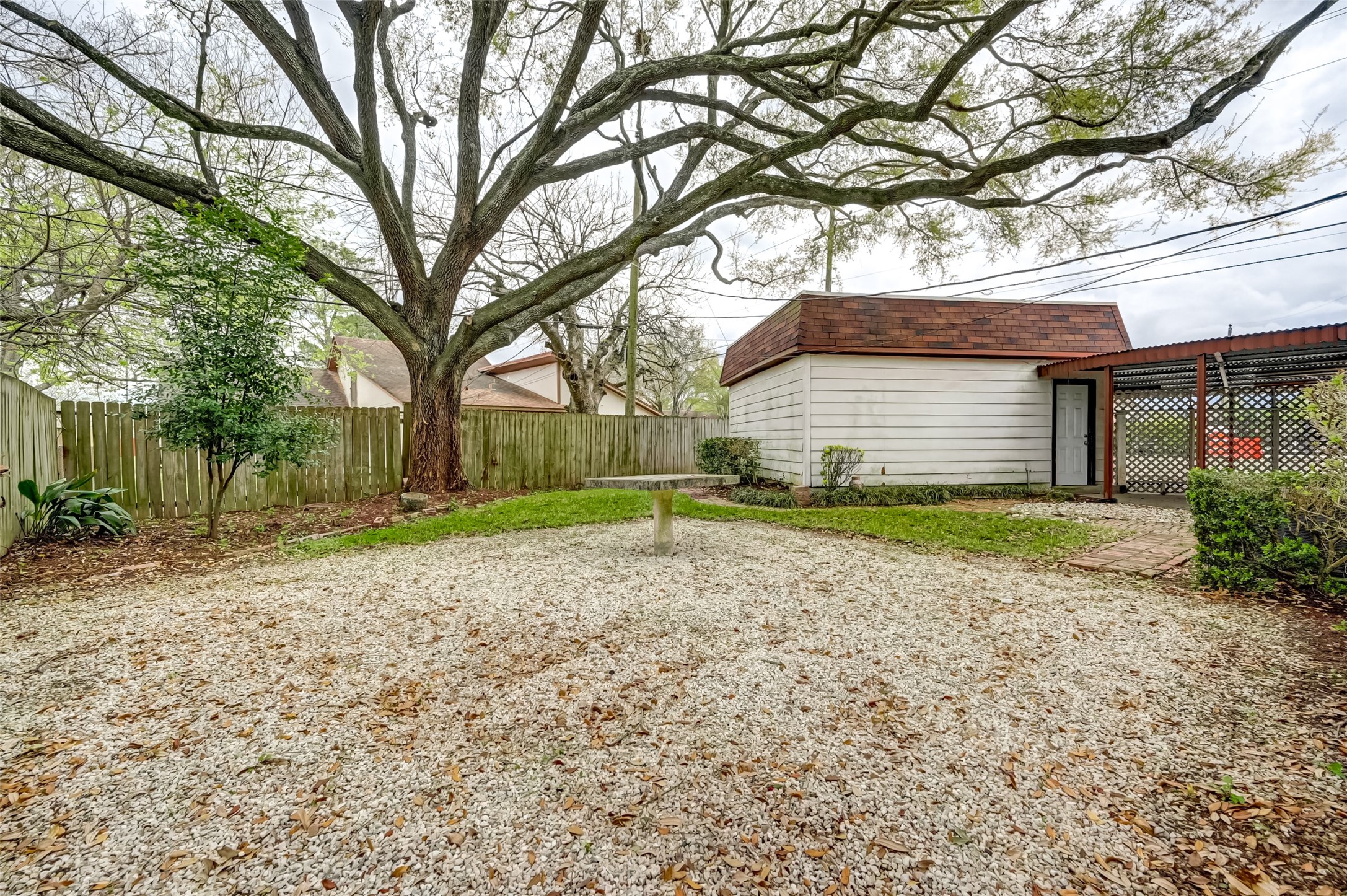 1902 Sedgie Drive Property Photo 16