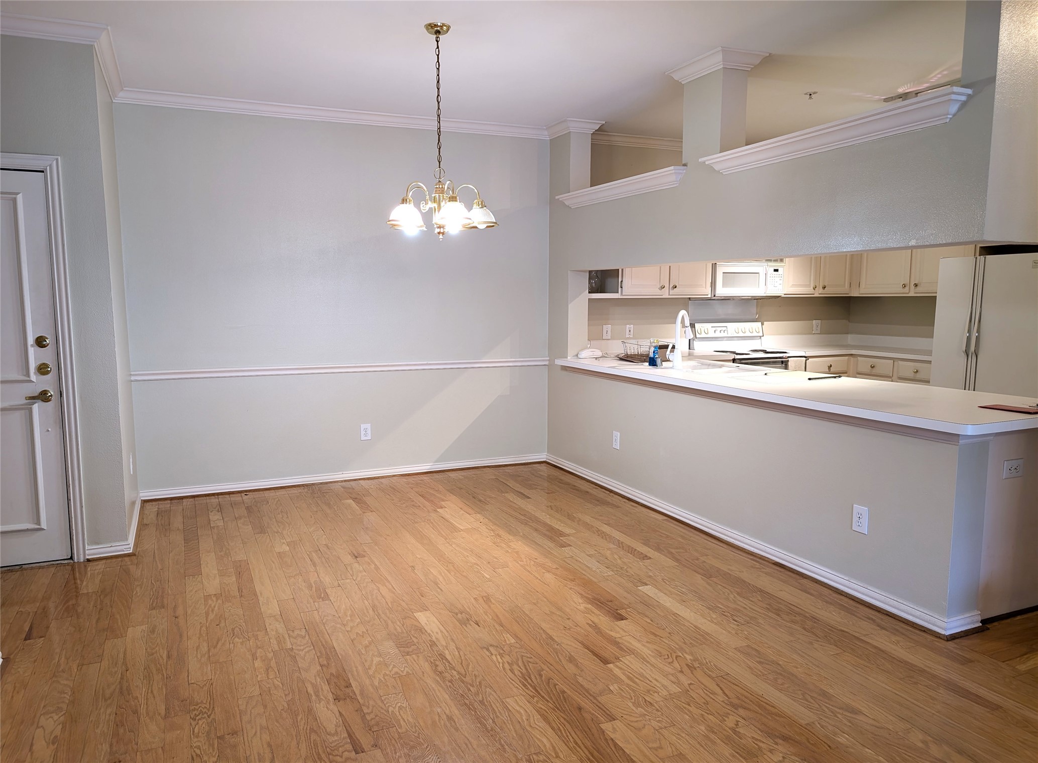 2111 Welch Street B208 Property Photo 6