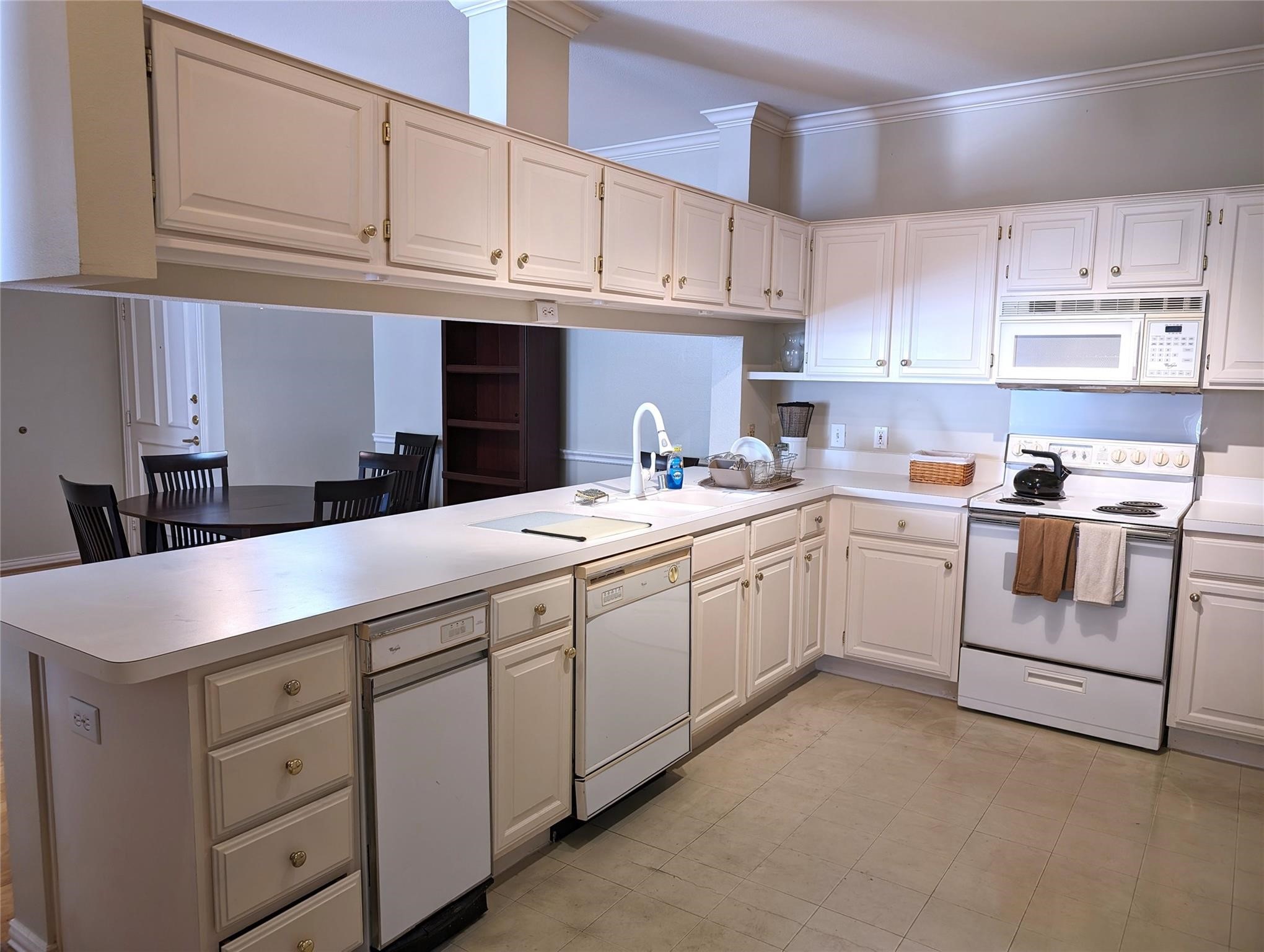 2111 Welch Street B208 Property Photo 11