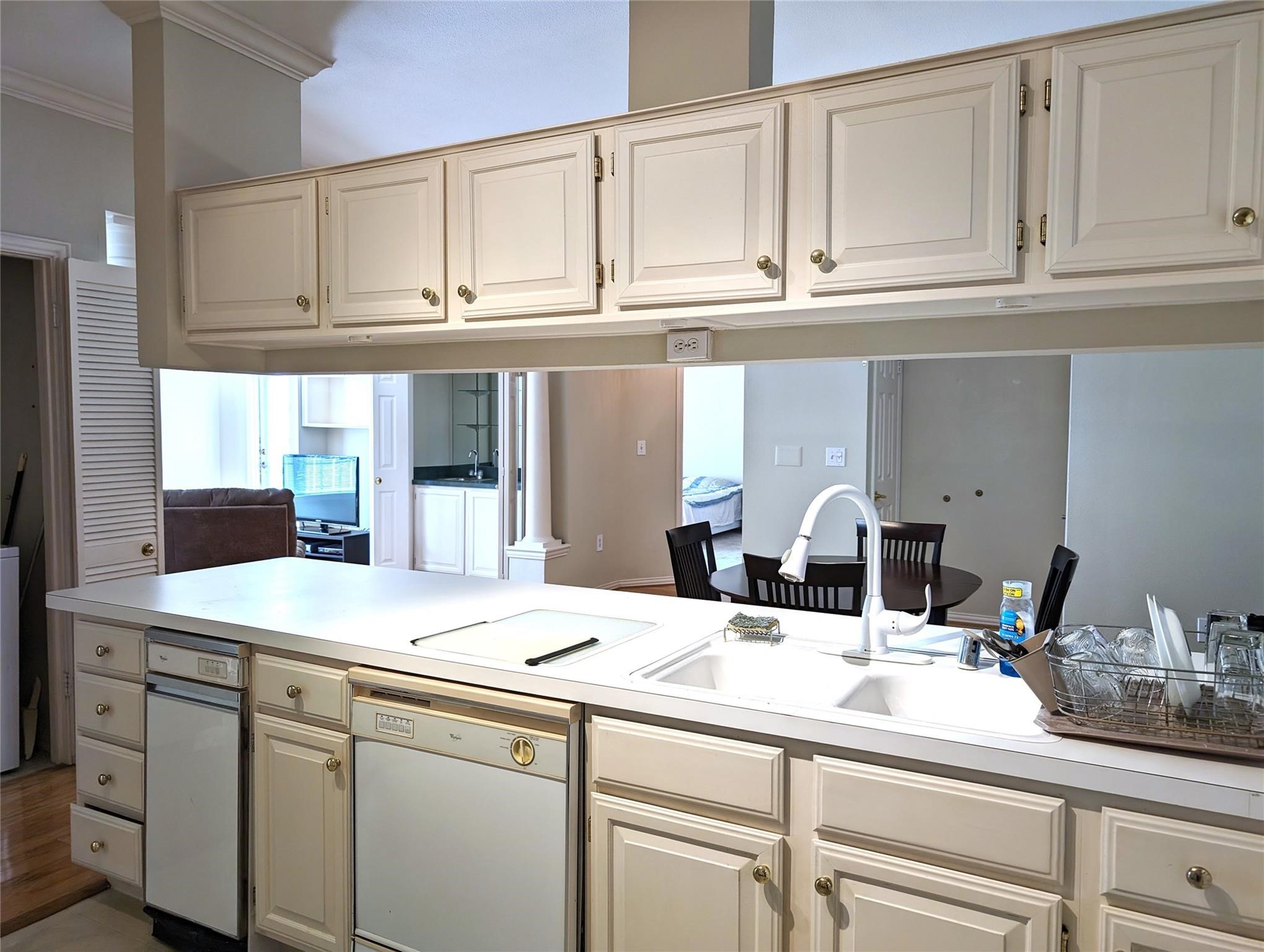 2111 Welch Street B208 Property Photo 12