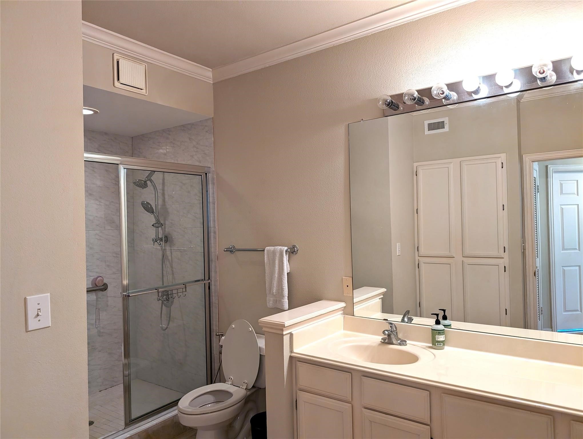 2111 Welch Street B208 Property Photo 17