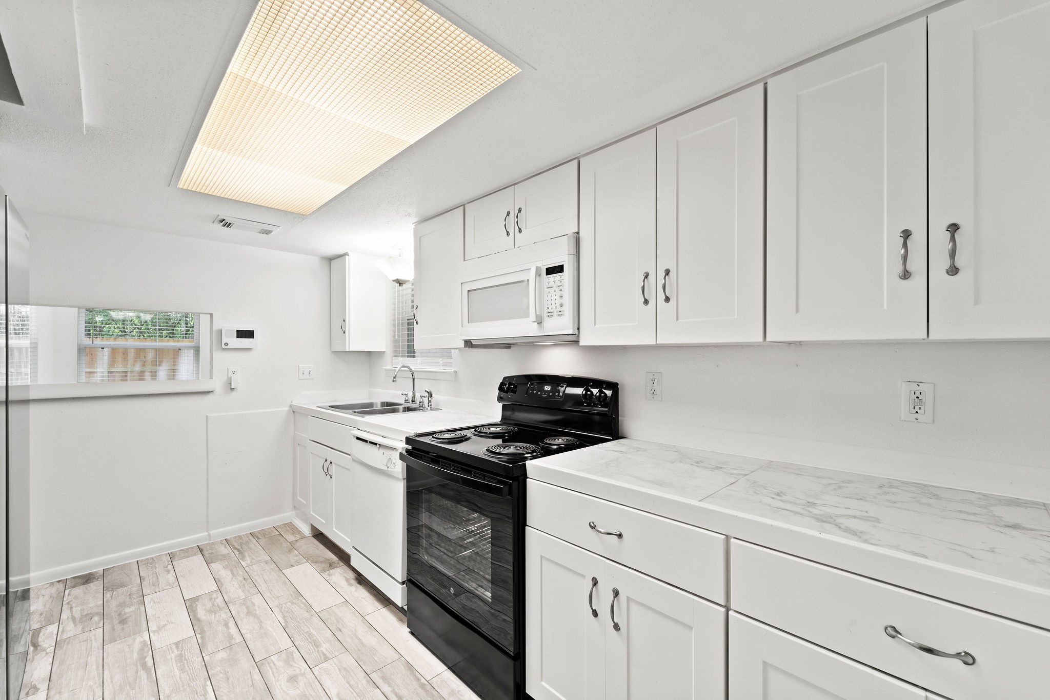3 W Woodtimber Court Property Photo 15