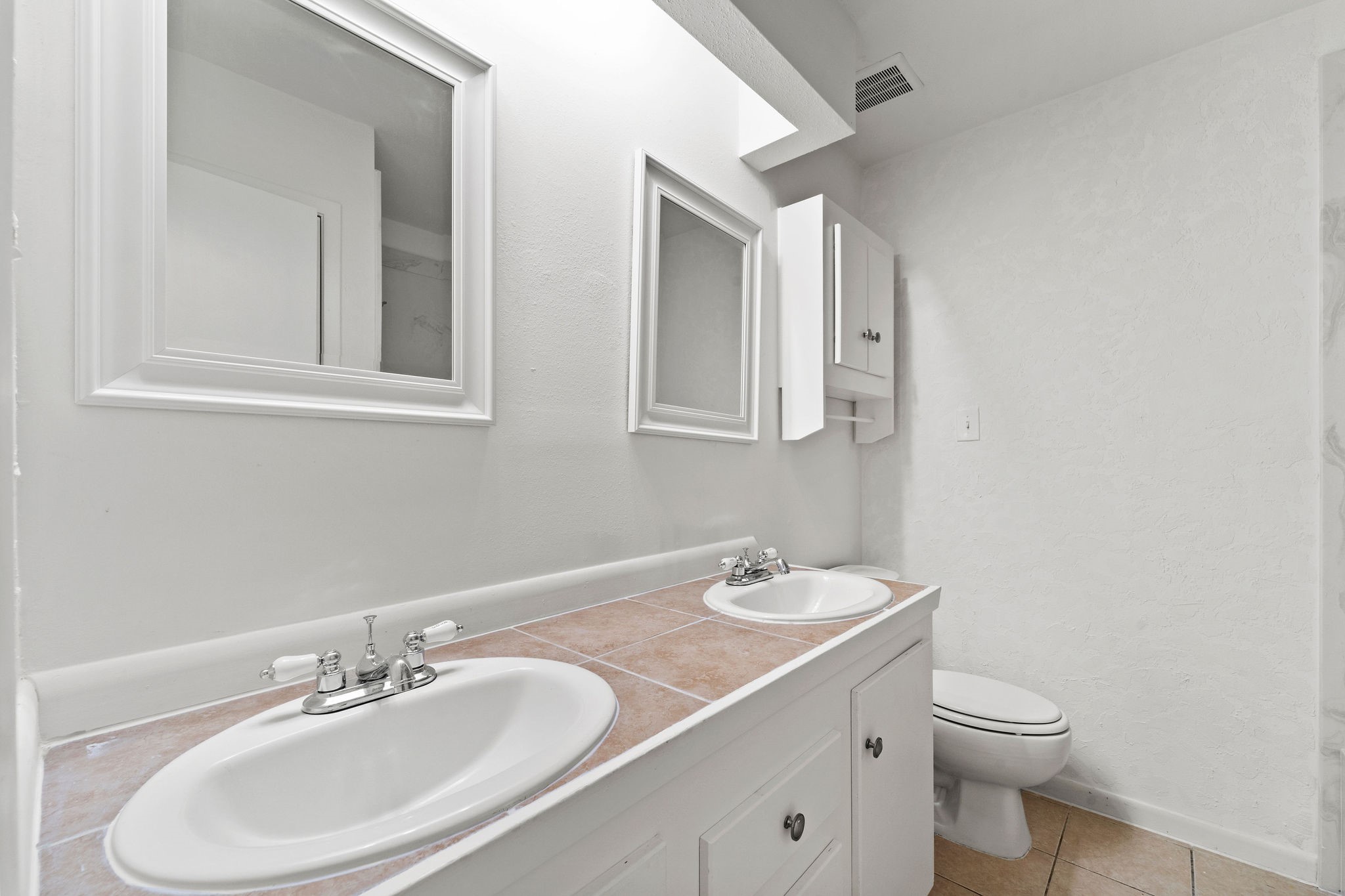 3 W Woodtimber Court Property Photo 20