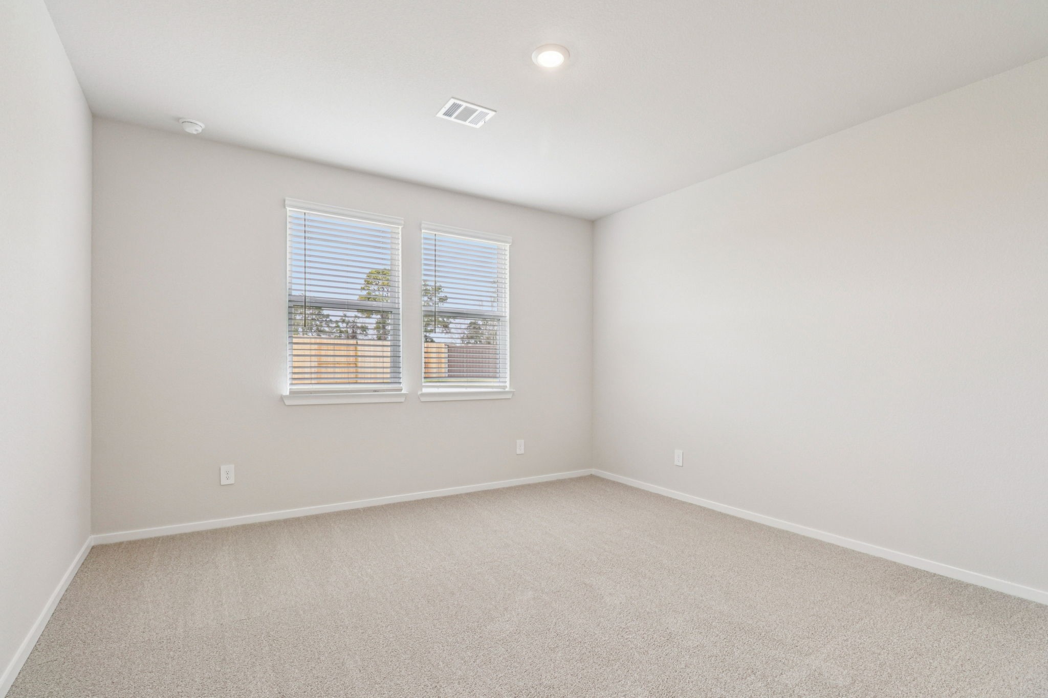 18601 Timber Glen Court Property Photo 12
