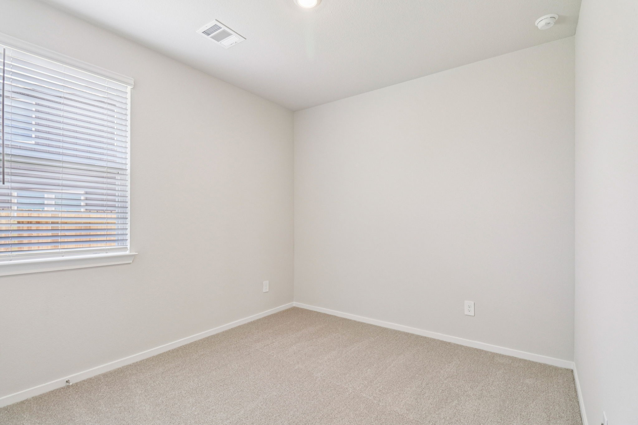18601 Timber Glen Court Property Photo 16