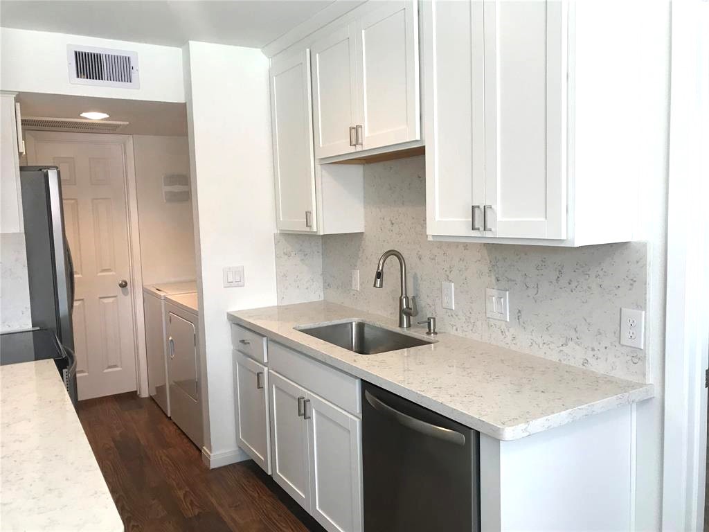 2750 Holly Hall Street 1907 Property Photo 4