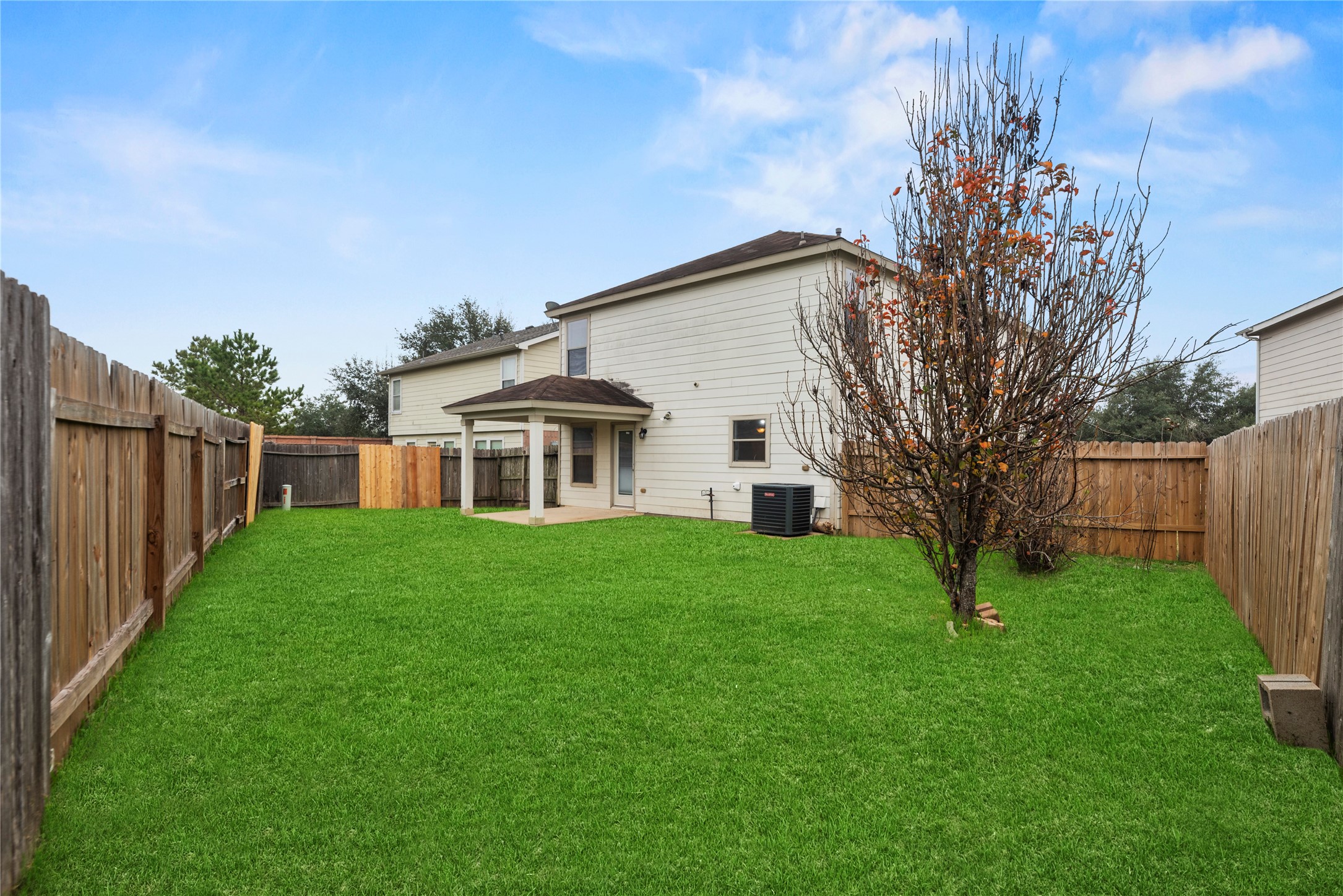 7606 Hillsdale Park Court Property Photo 19
