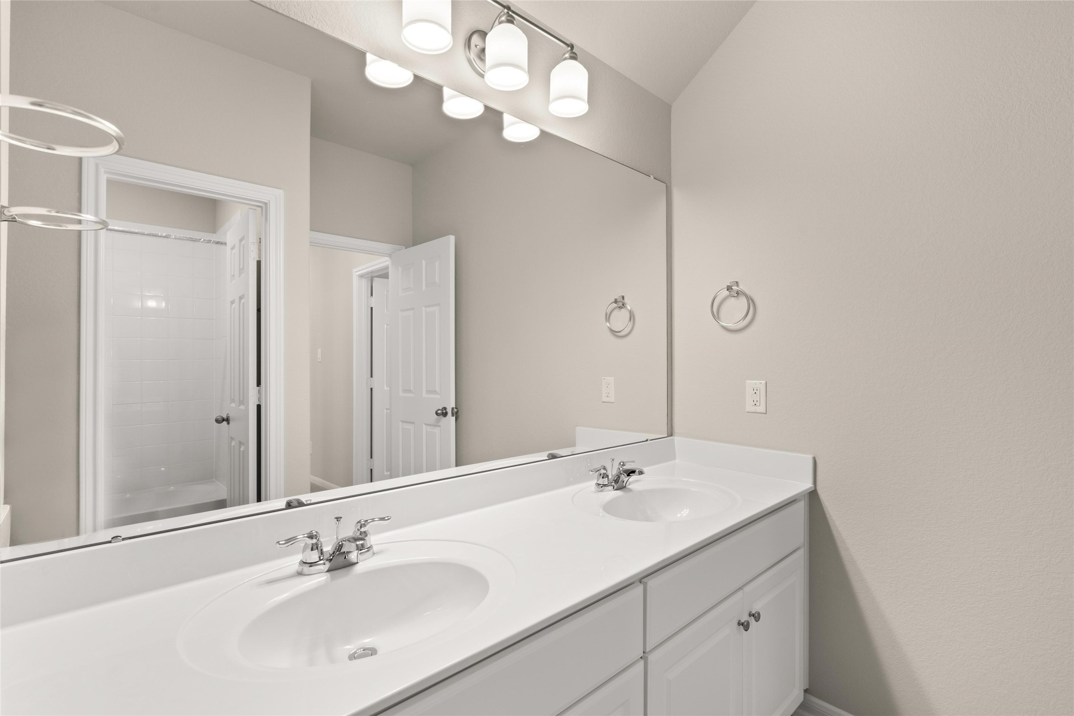 15806 Juniper Elm Court Property Photo 18