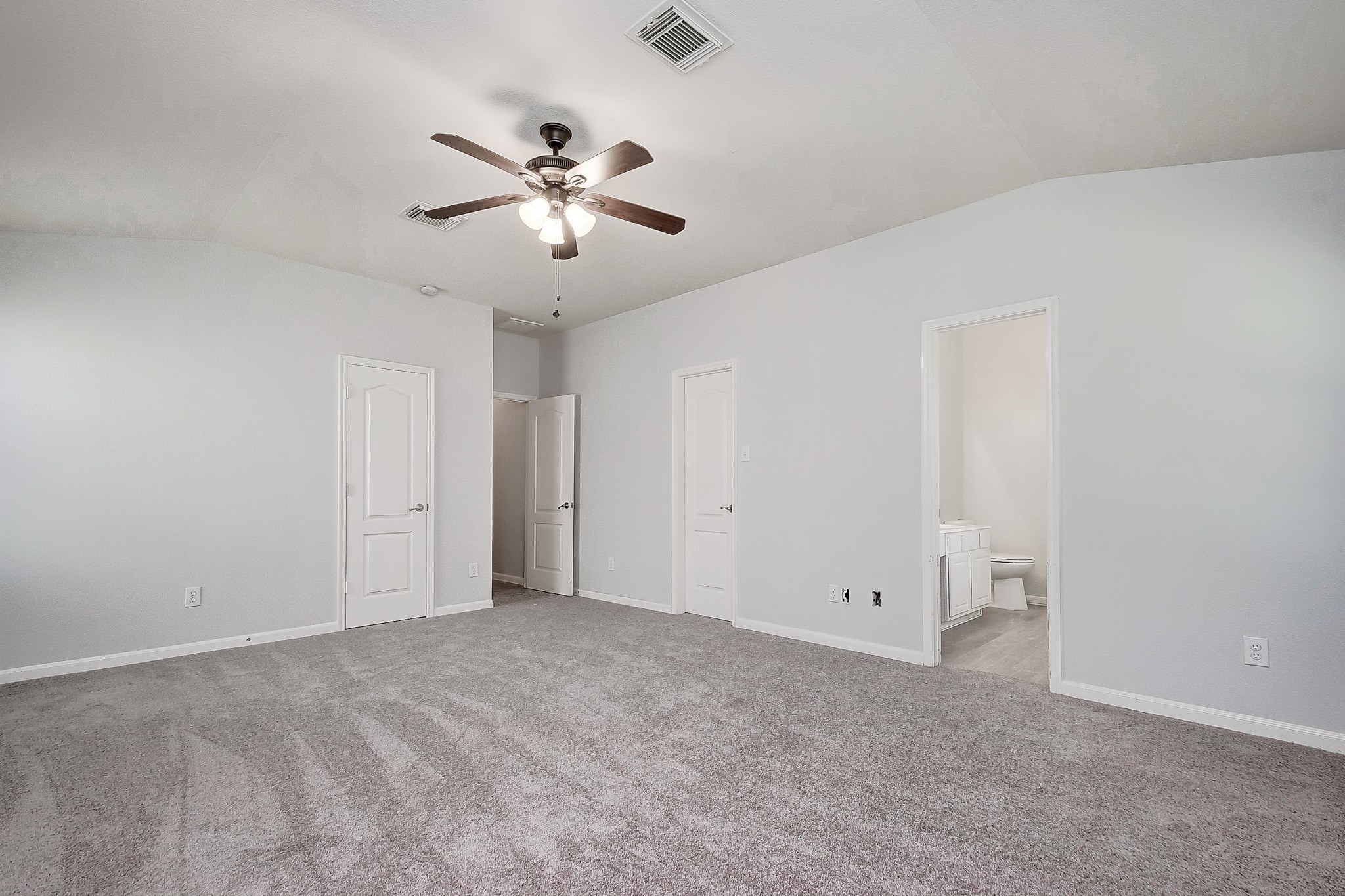 5506 Gable Meadows Drive Property Photo 15